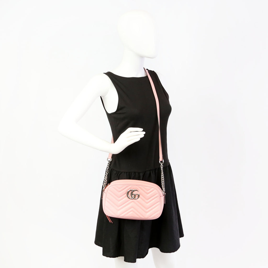 447632 Marmont Small Leather Camera Pink