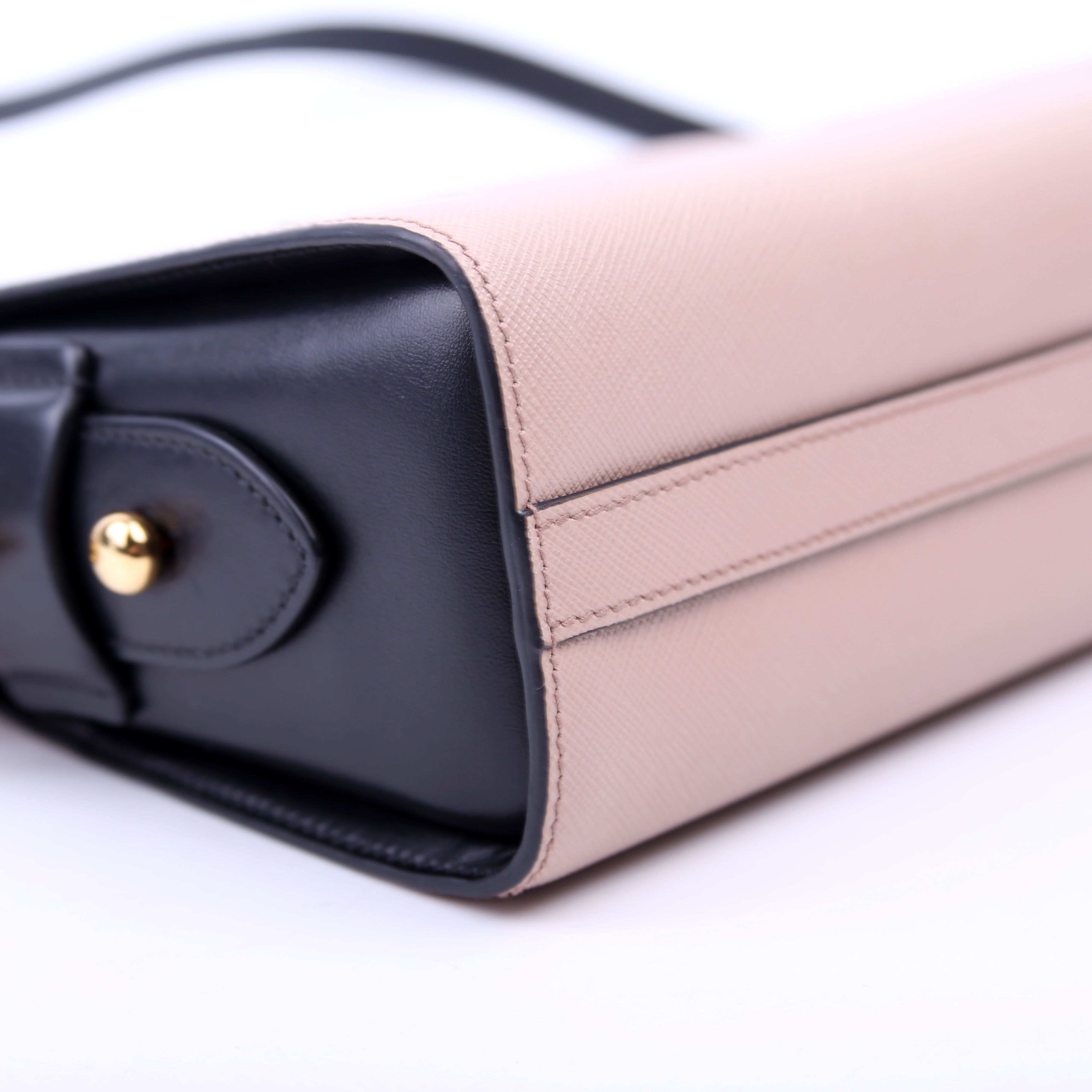 Esplanade Crossbody Tan/Black