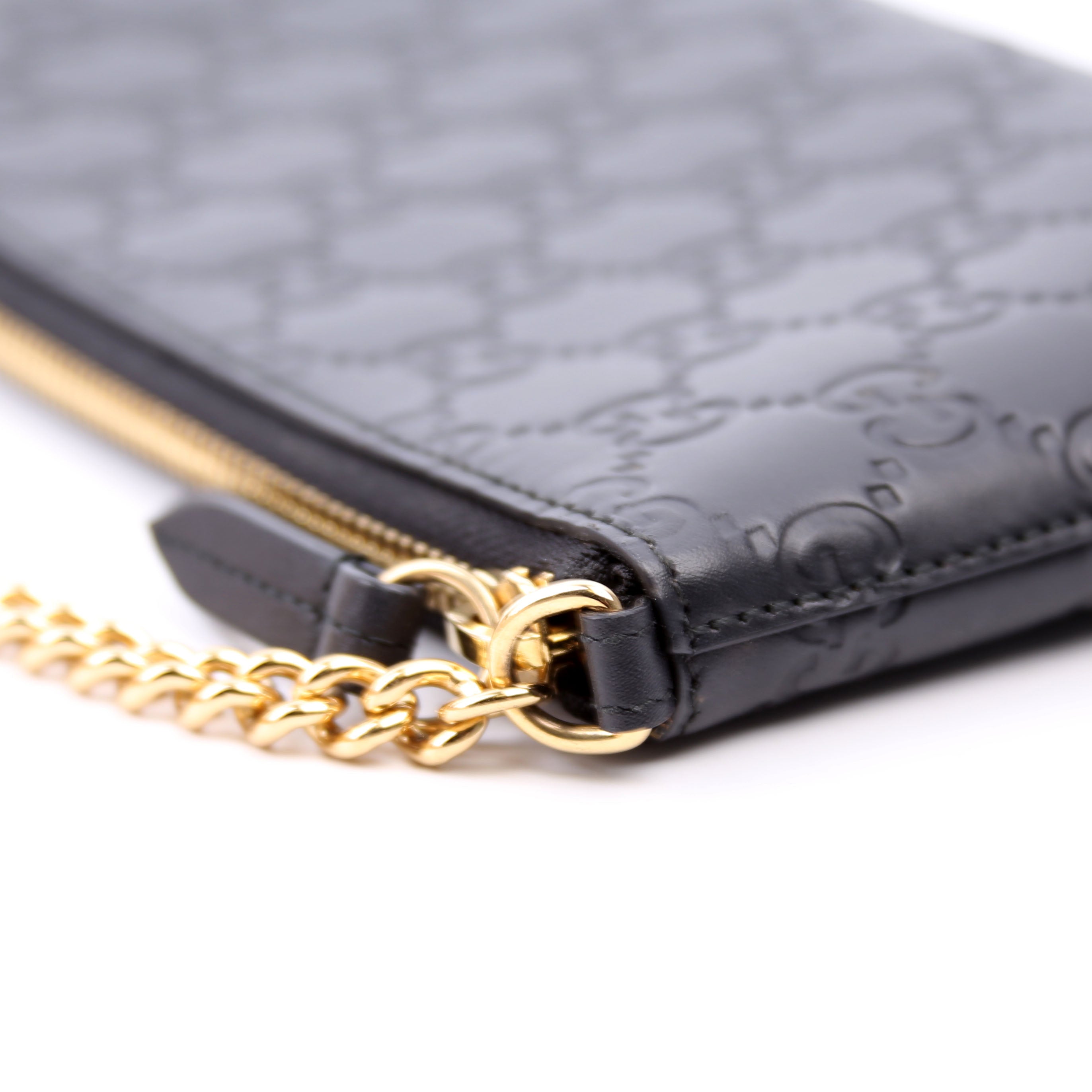 428449 GG Leather Wristlet Black