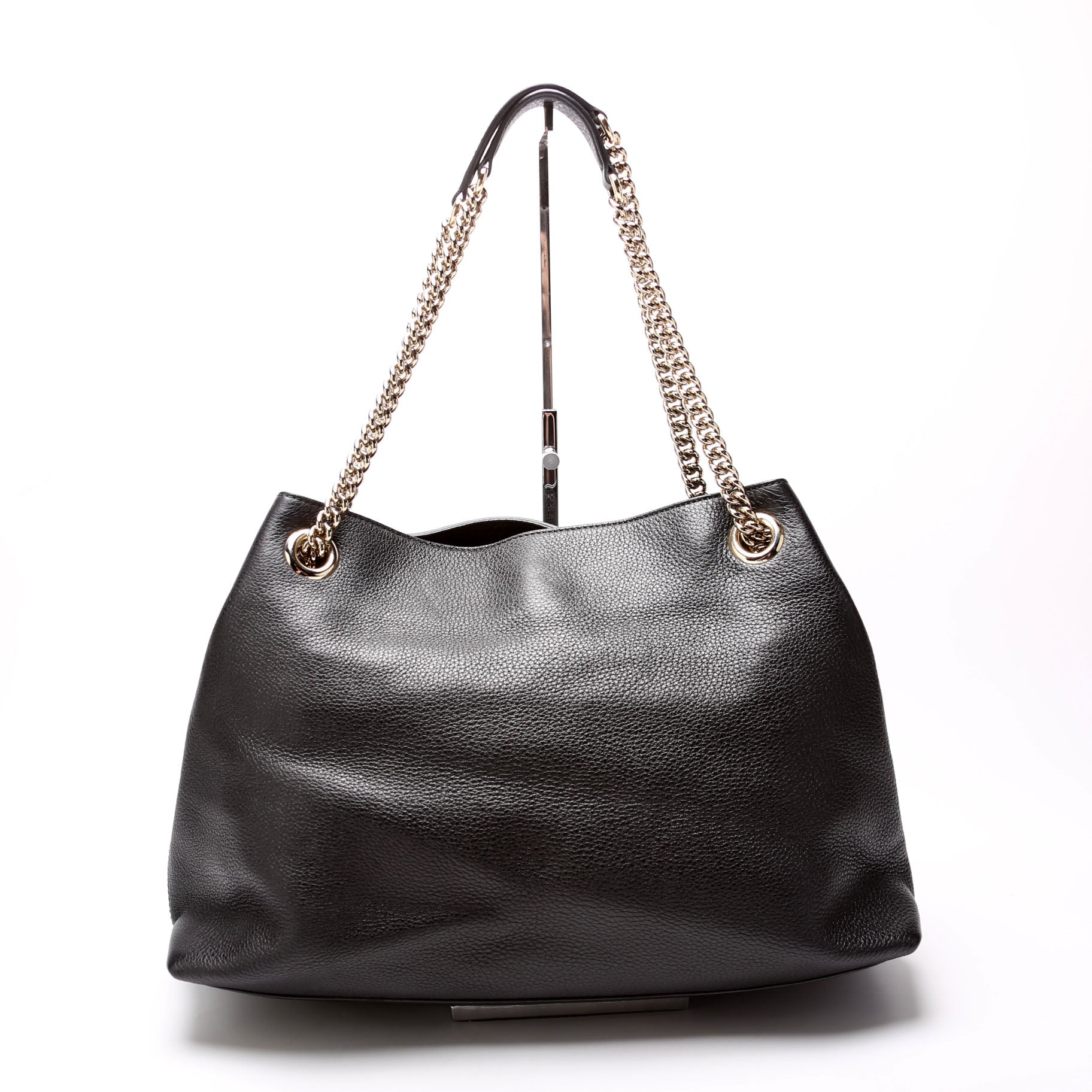 308982 Soho Leather Shoulder Medium Black
