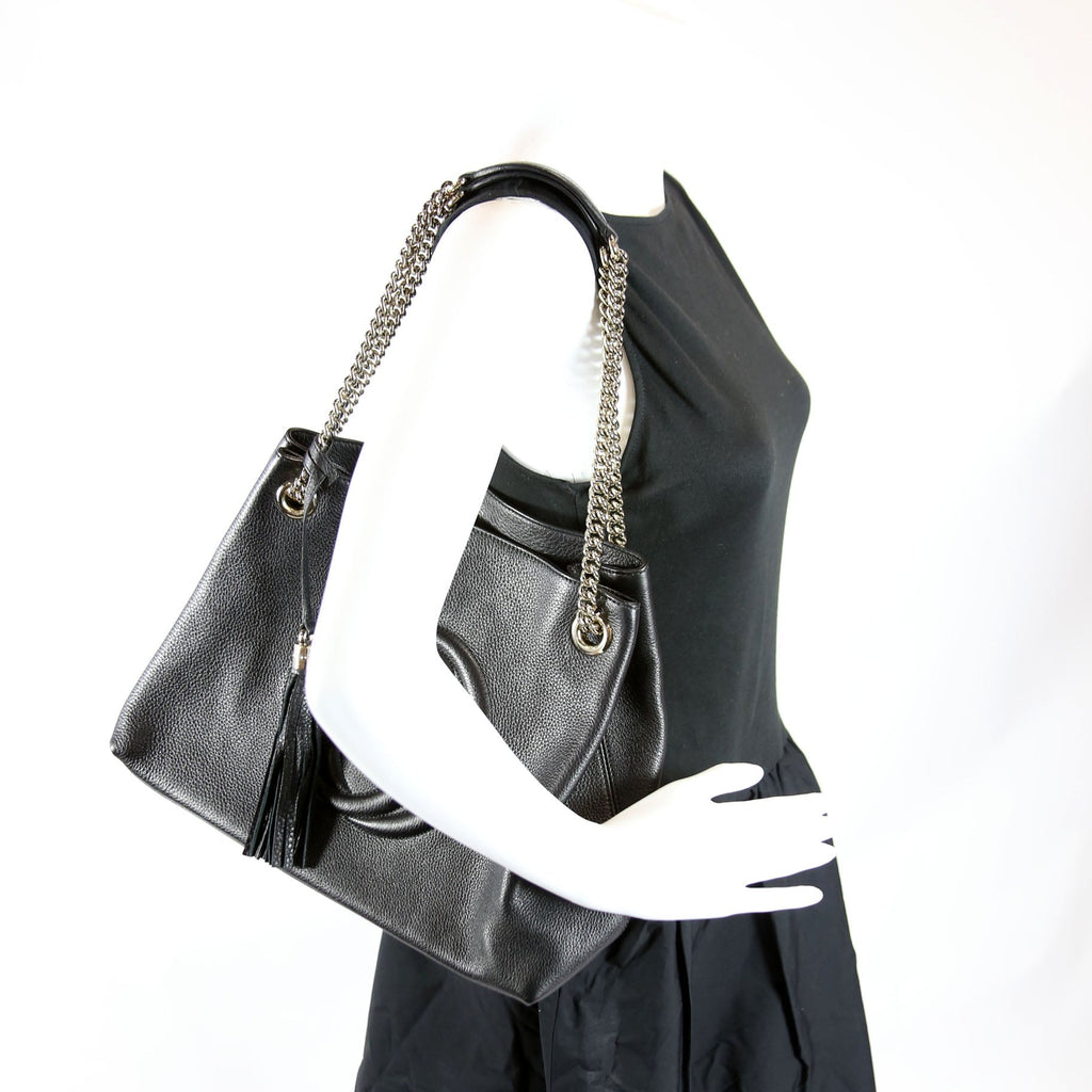 308982 Soho Leather Shoulder Medium Black