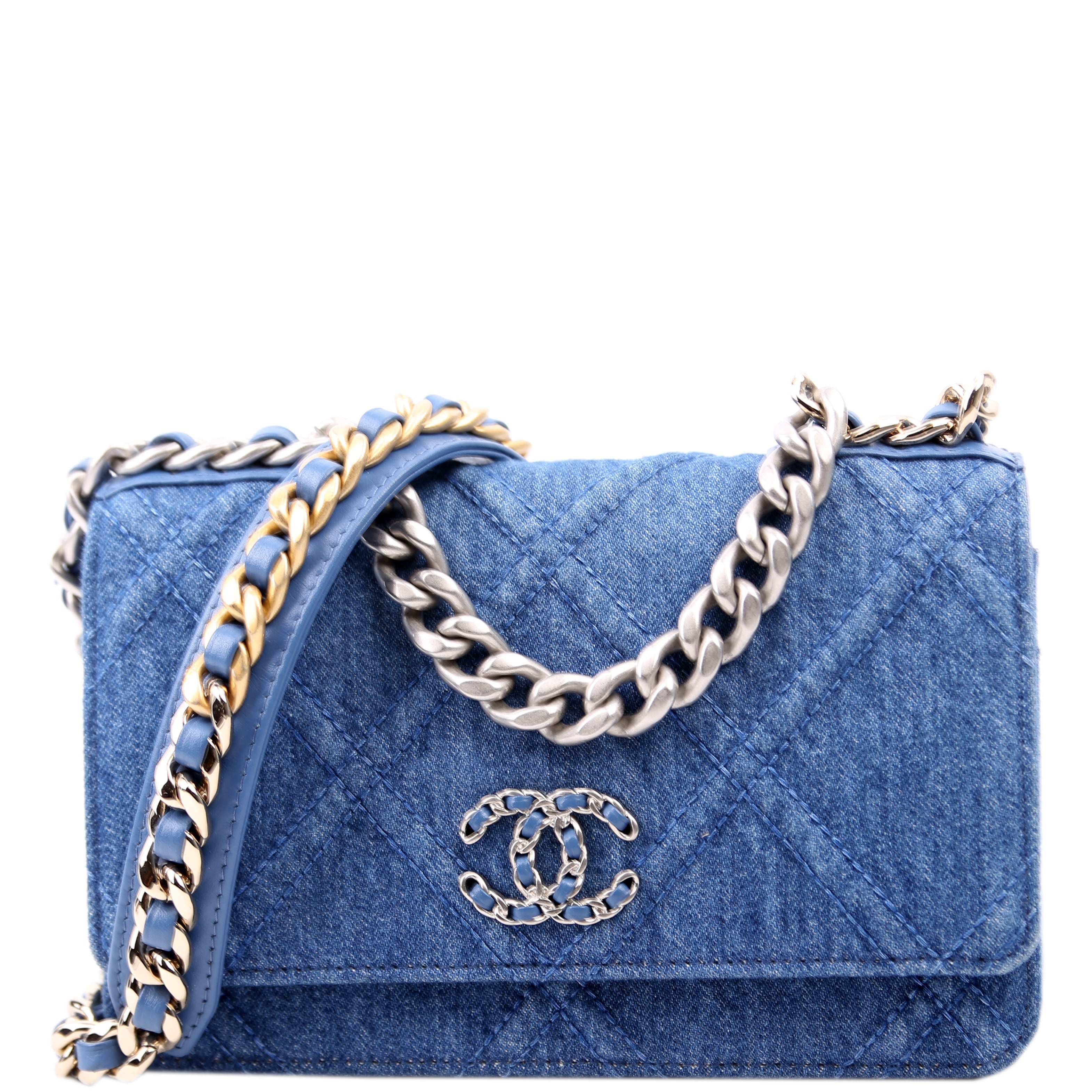 Chanel 19 WOC Quilted Denim 29M