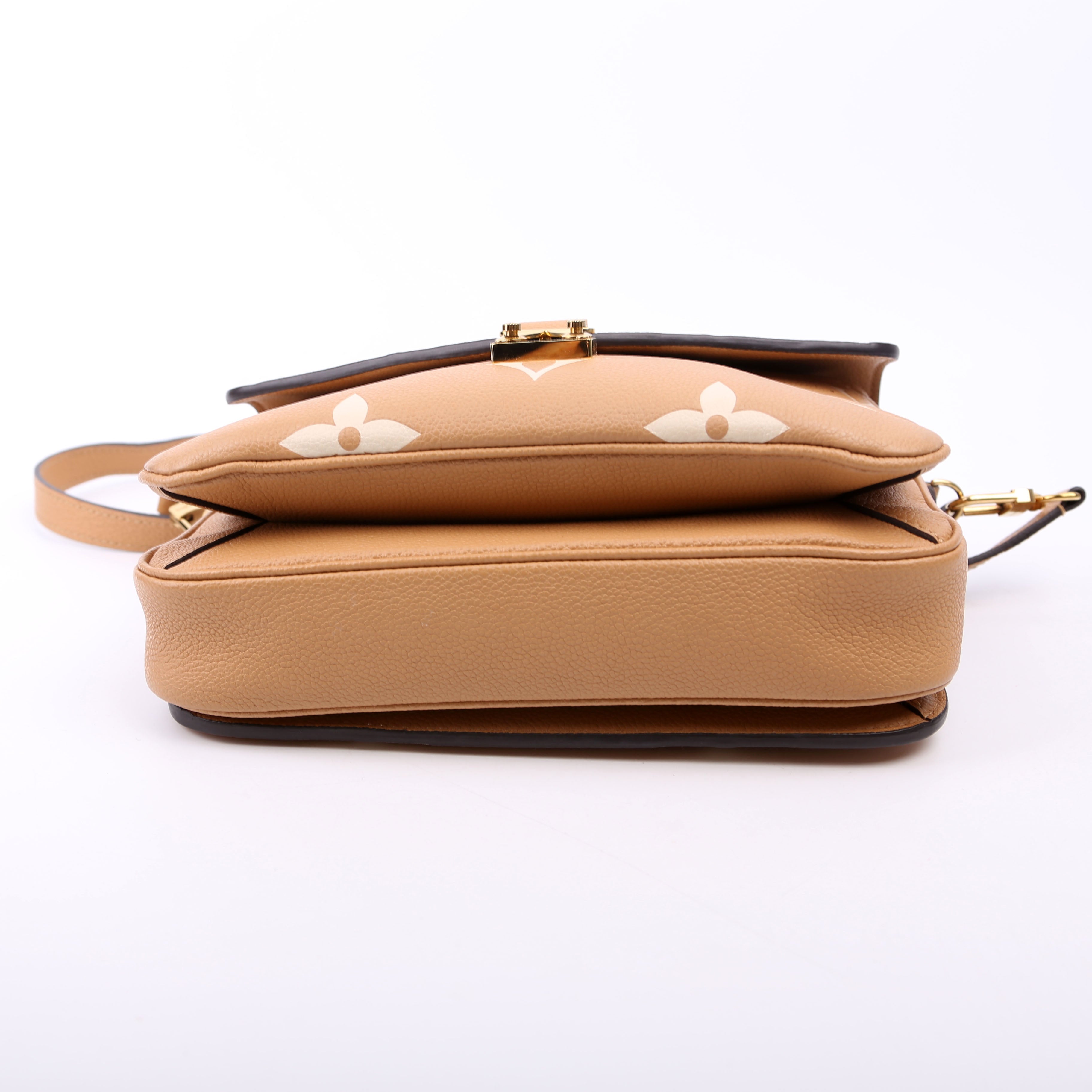 Pochette Metis Empreinte Bicolor Tan