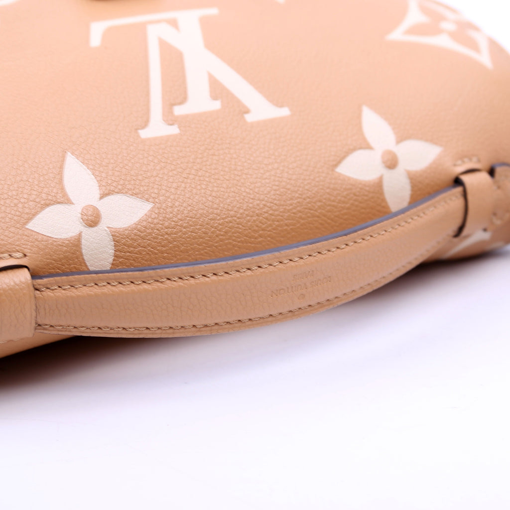 Pochette Metis Empreinte Bicolor Tan