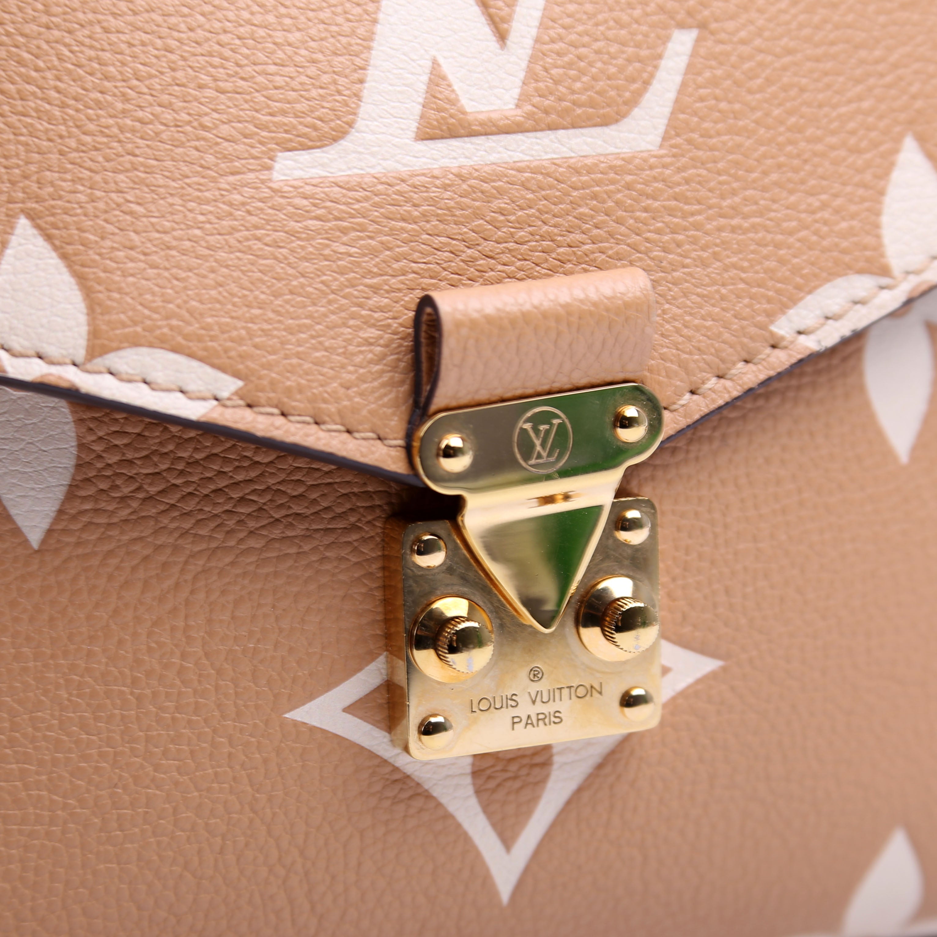 Pochette Metis Empreinte Bicolor Tan