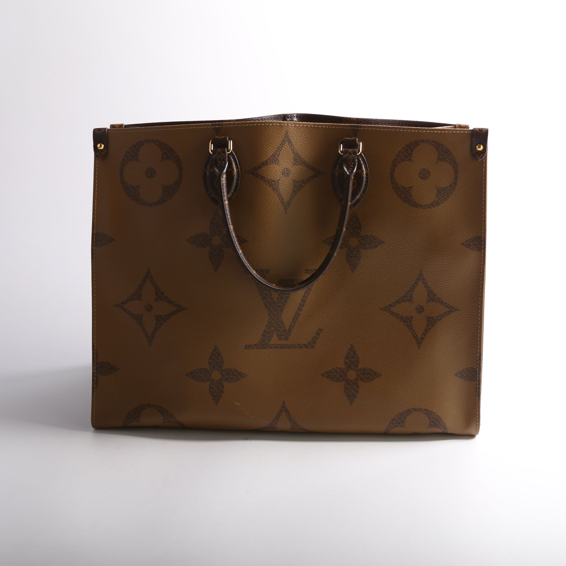 ONTHEGO GM Reverse Monogram