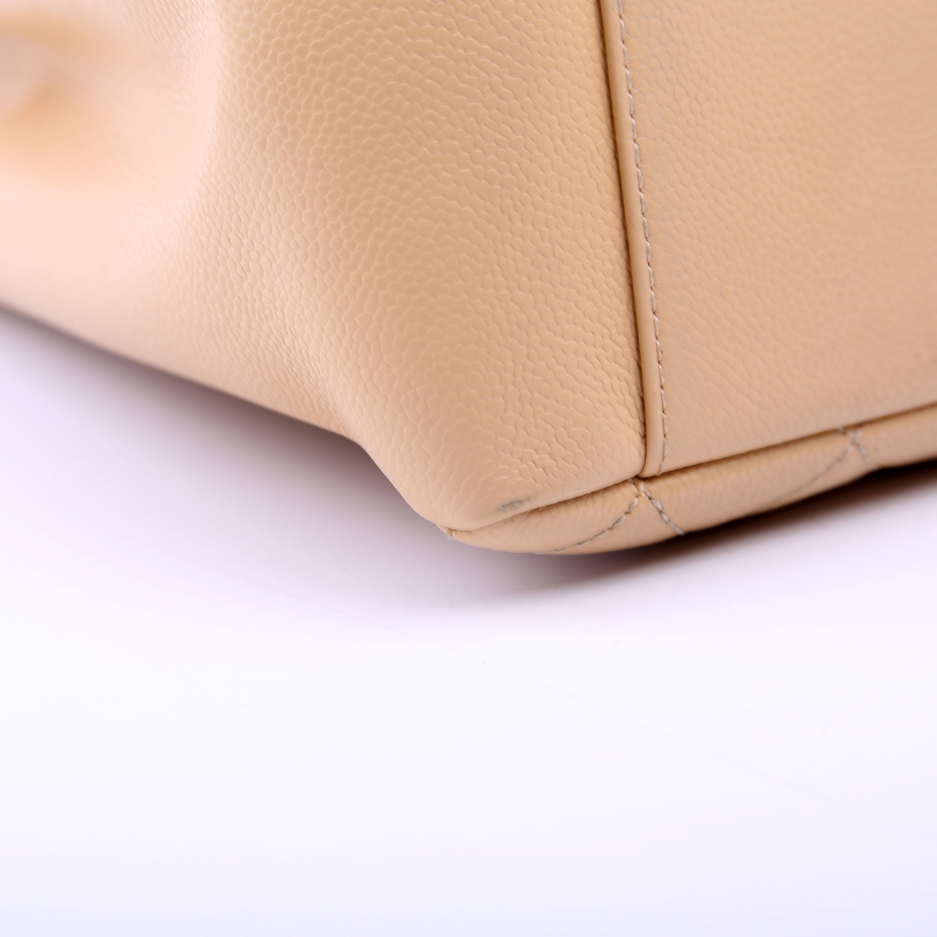 Grand Shopping Tote Caviar Nude