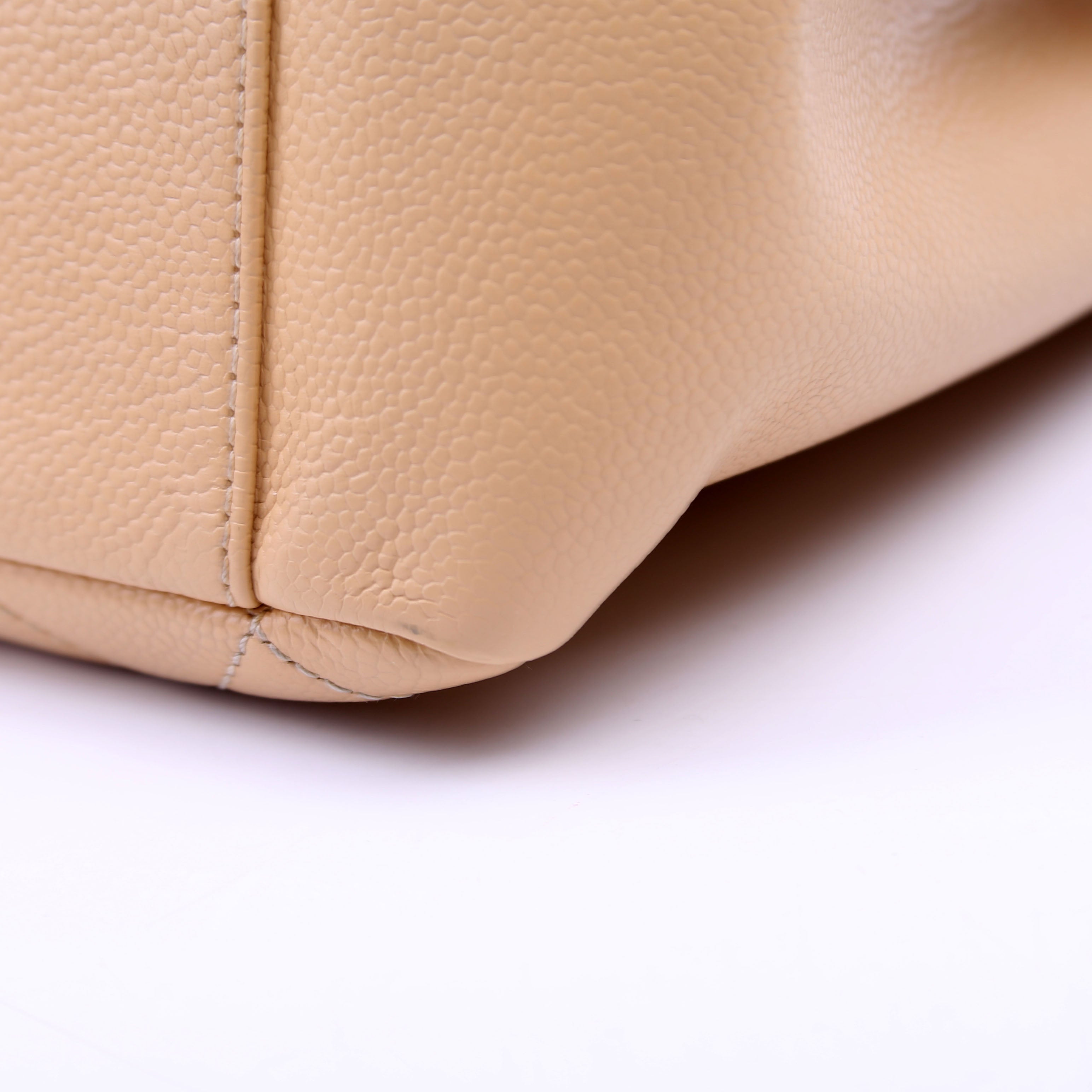 Grand Shopping Tote Caviar Nude