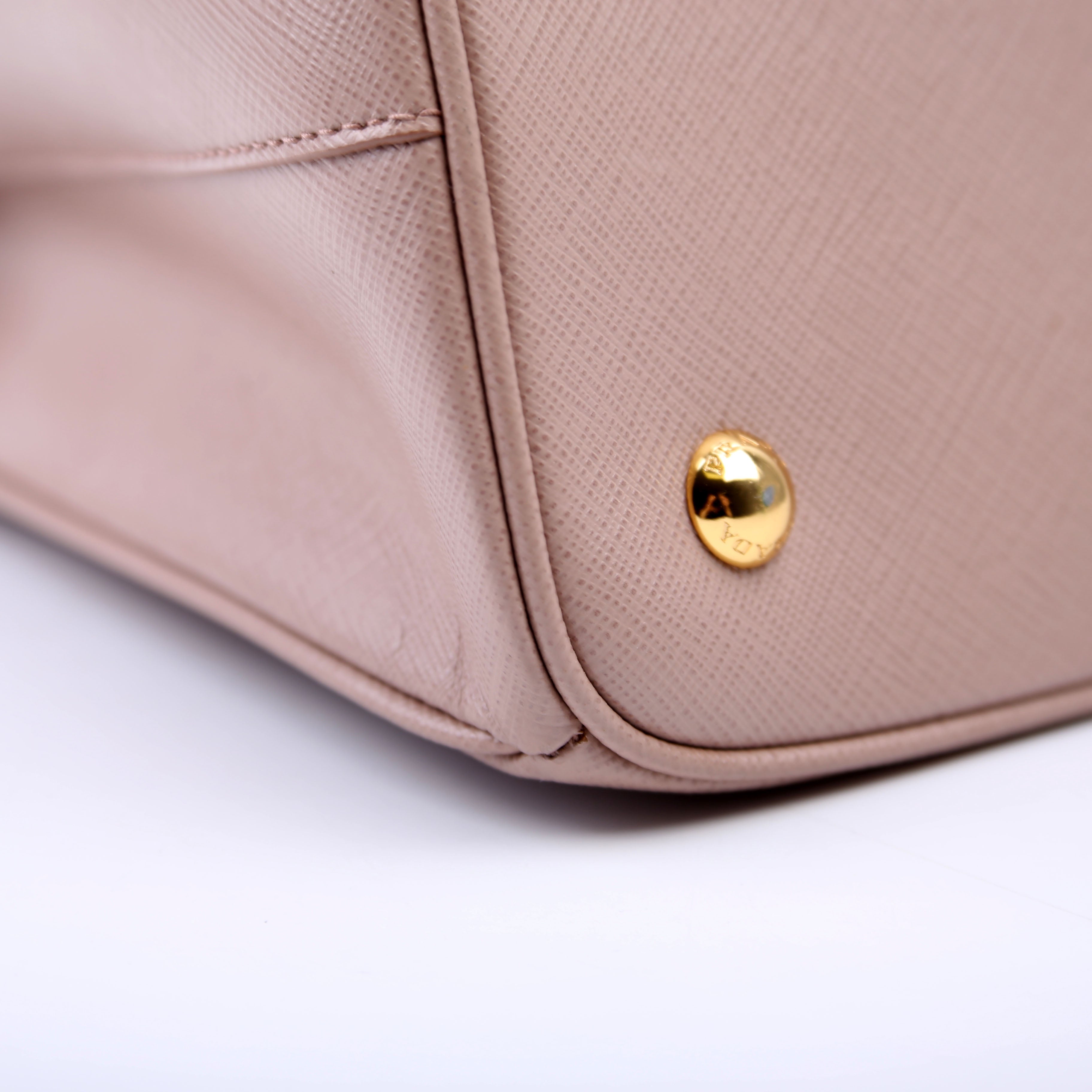 Saffiano Galleria Small Nude