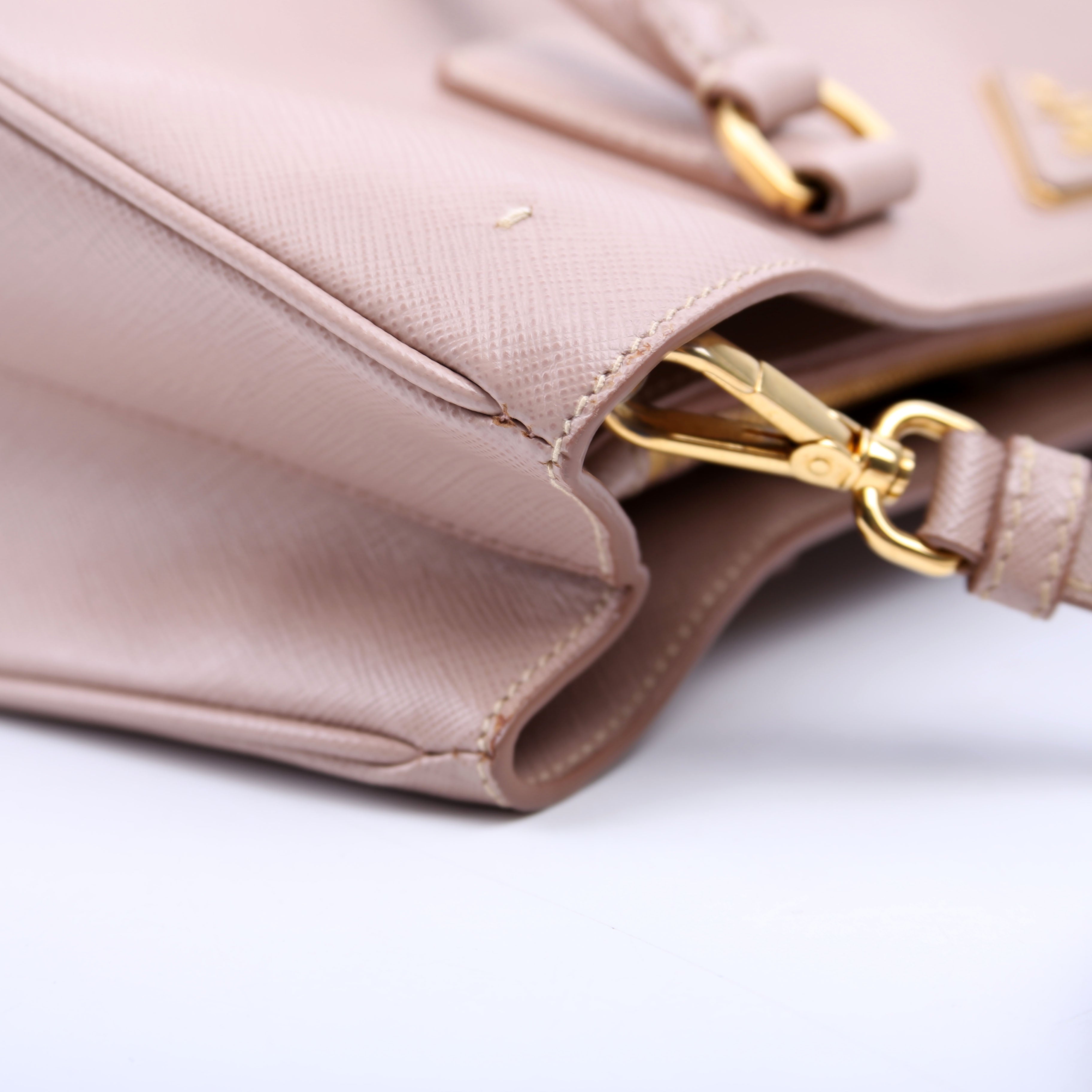 Saffiano Galleria Small Nude