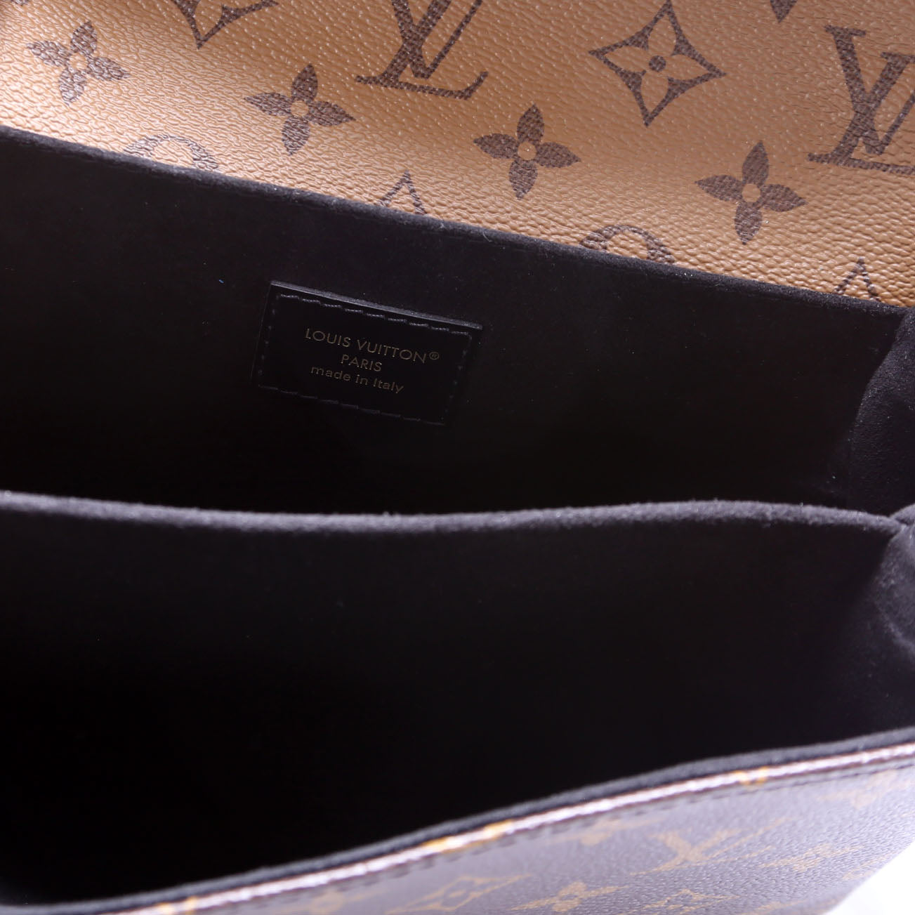 Pochette Metis Reversed Monogram