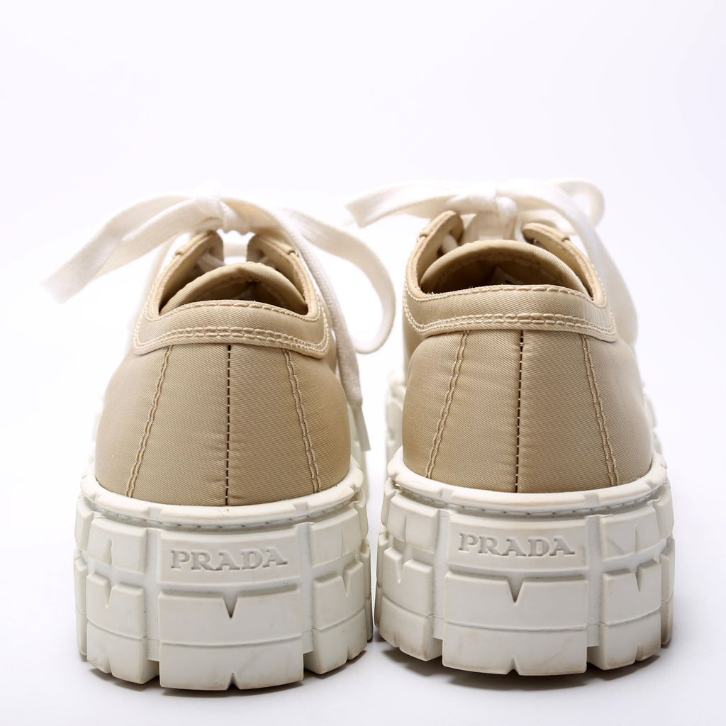 Double Wheel Sneakers Size 38 Beige