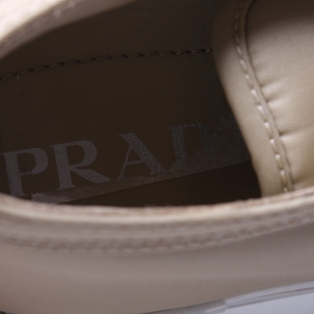 Double Wheel Sneakers Size 38 Beige