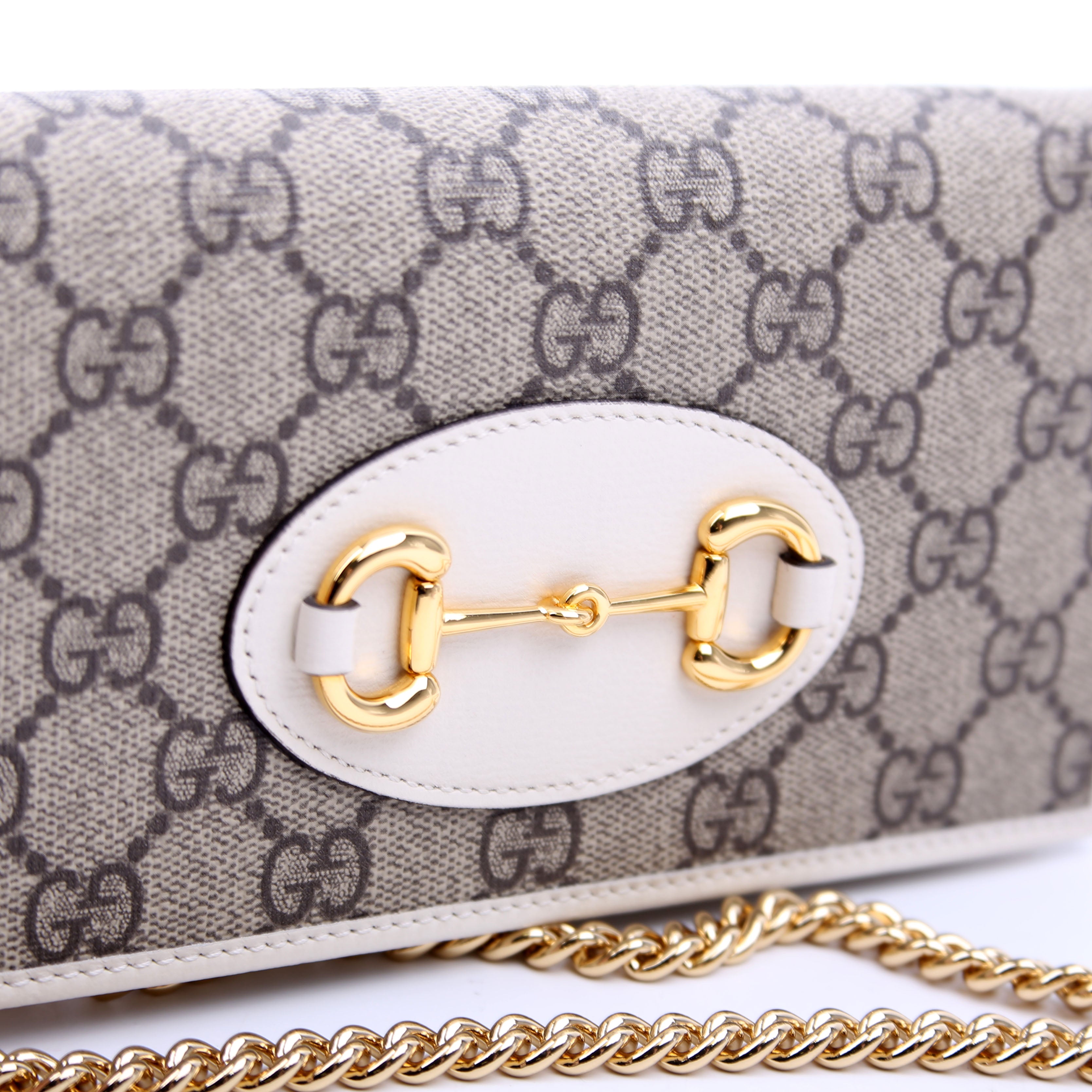 621892 Horsebit 1955 Wallet With Chain White