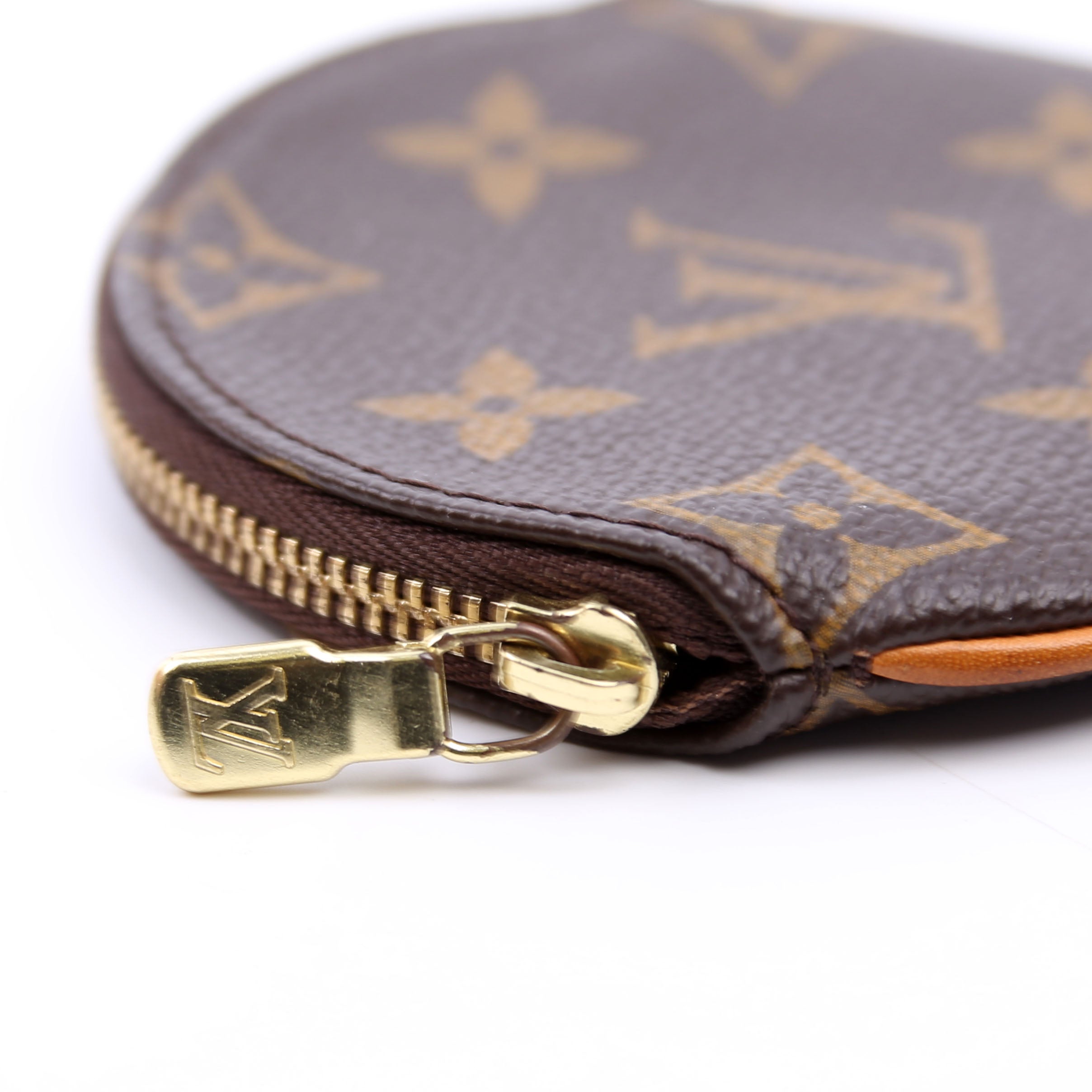 Round Coin Purse Monogram