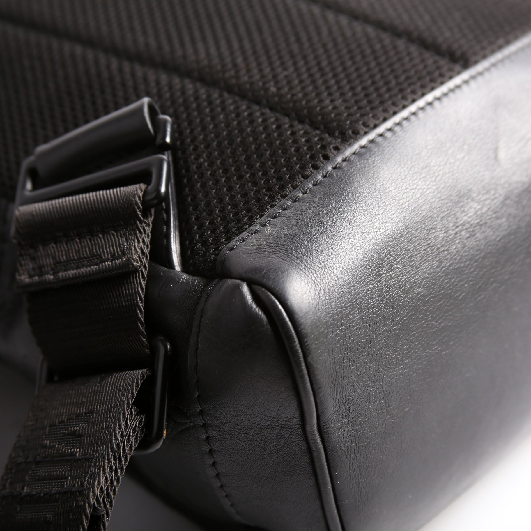 Racer Sling Shadow Monogram