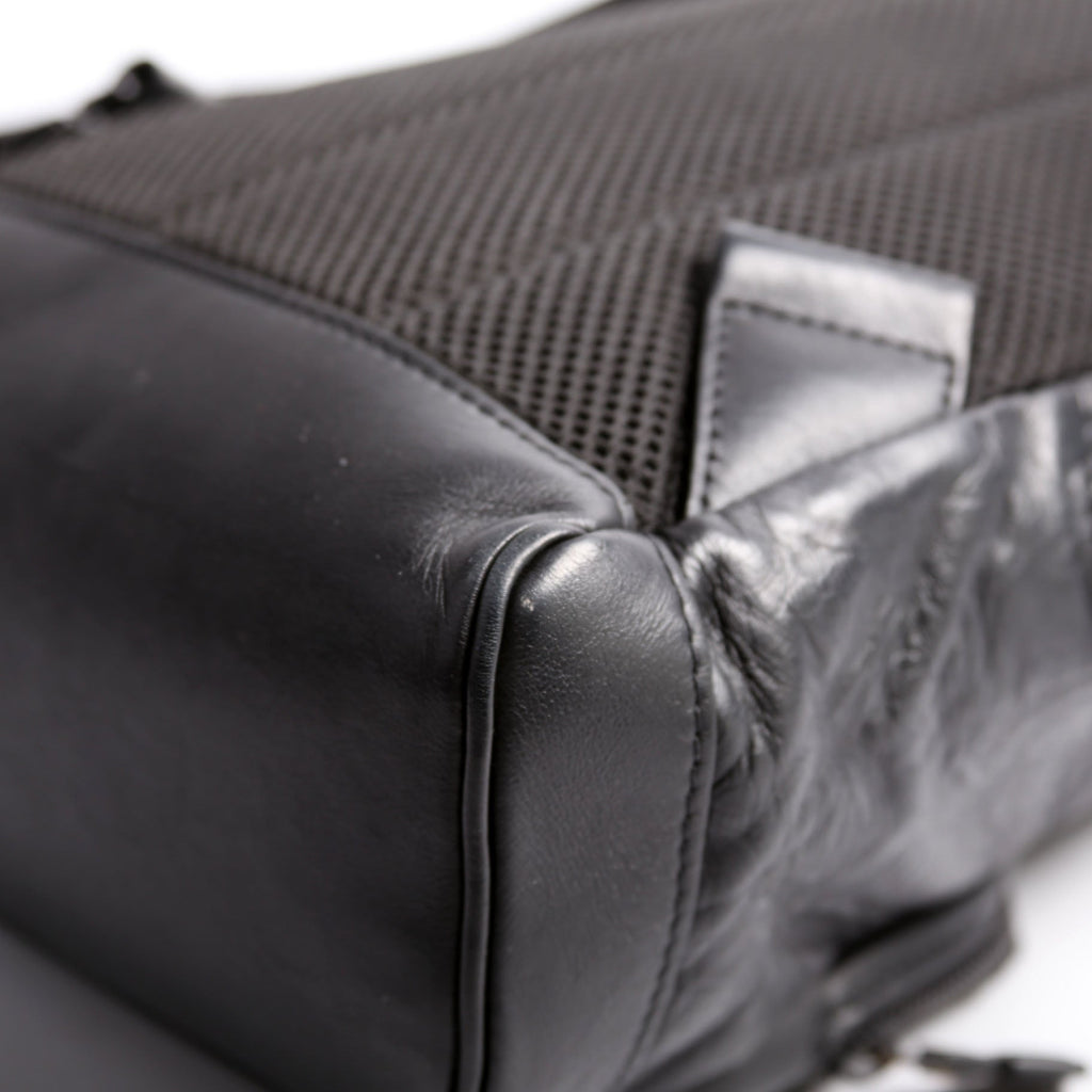 Racer Sling Shadow Monogram