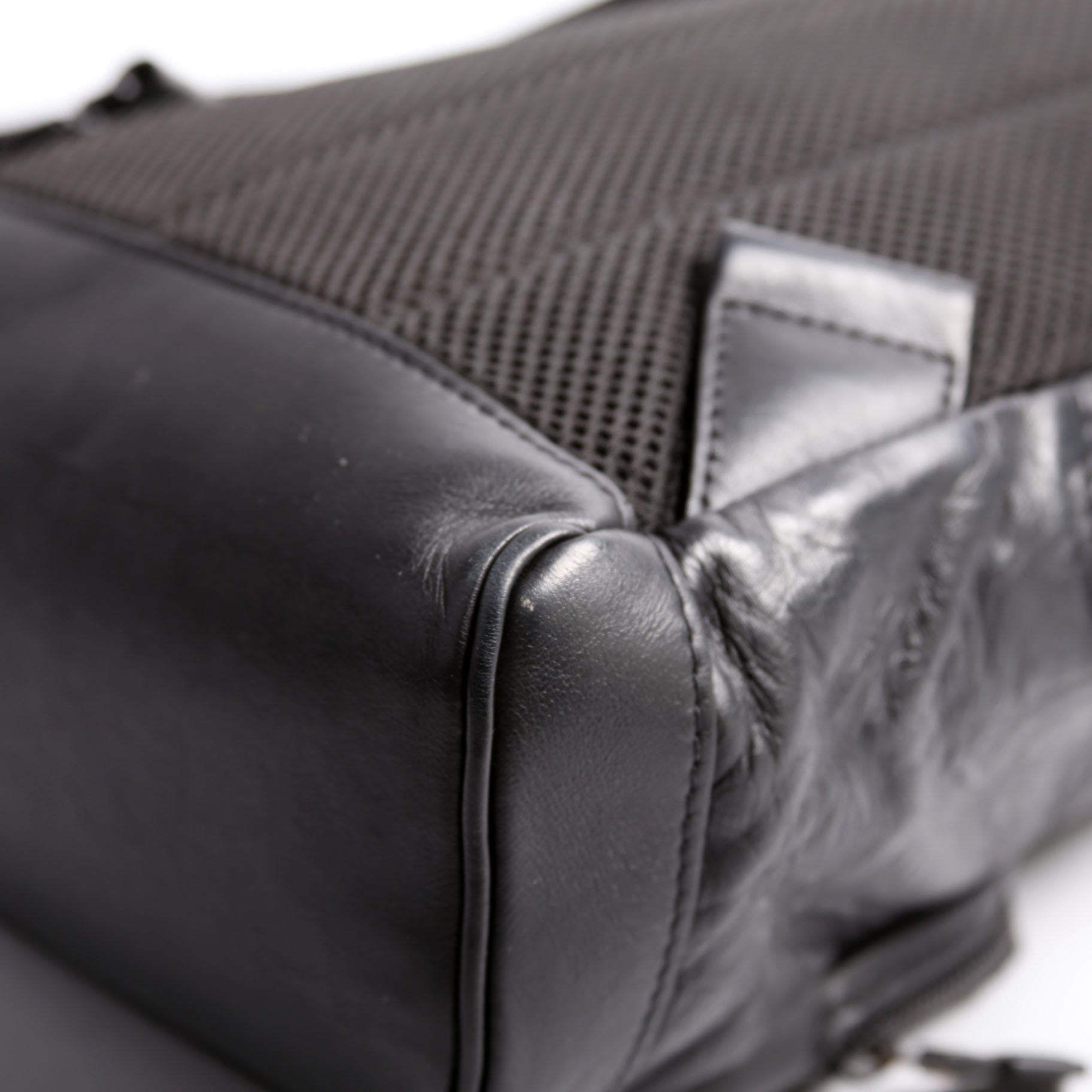 Racer Sling Shadow Monogram