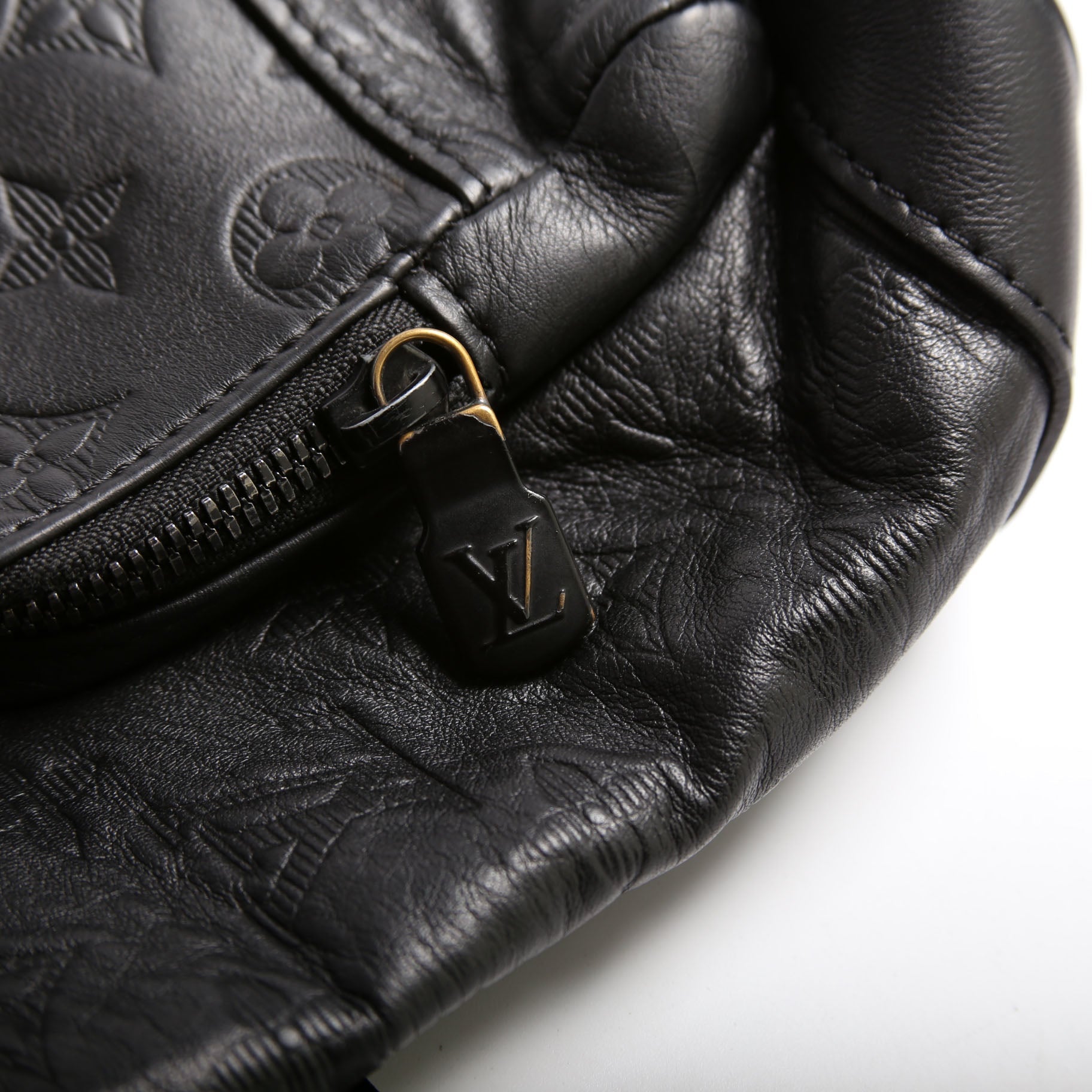 Racer Sling Shadow Monogram