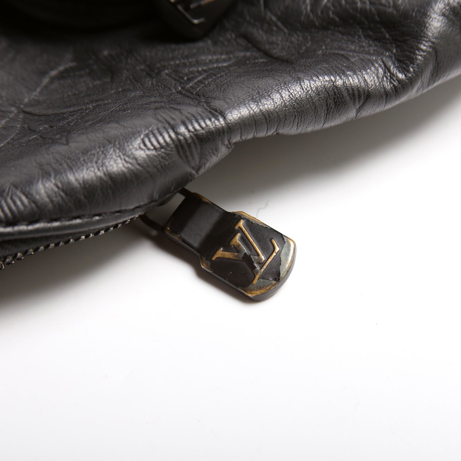 Racer Sling Shadow Monogram