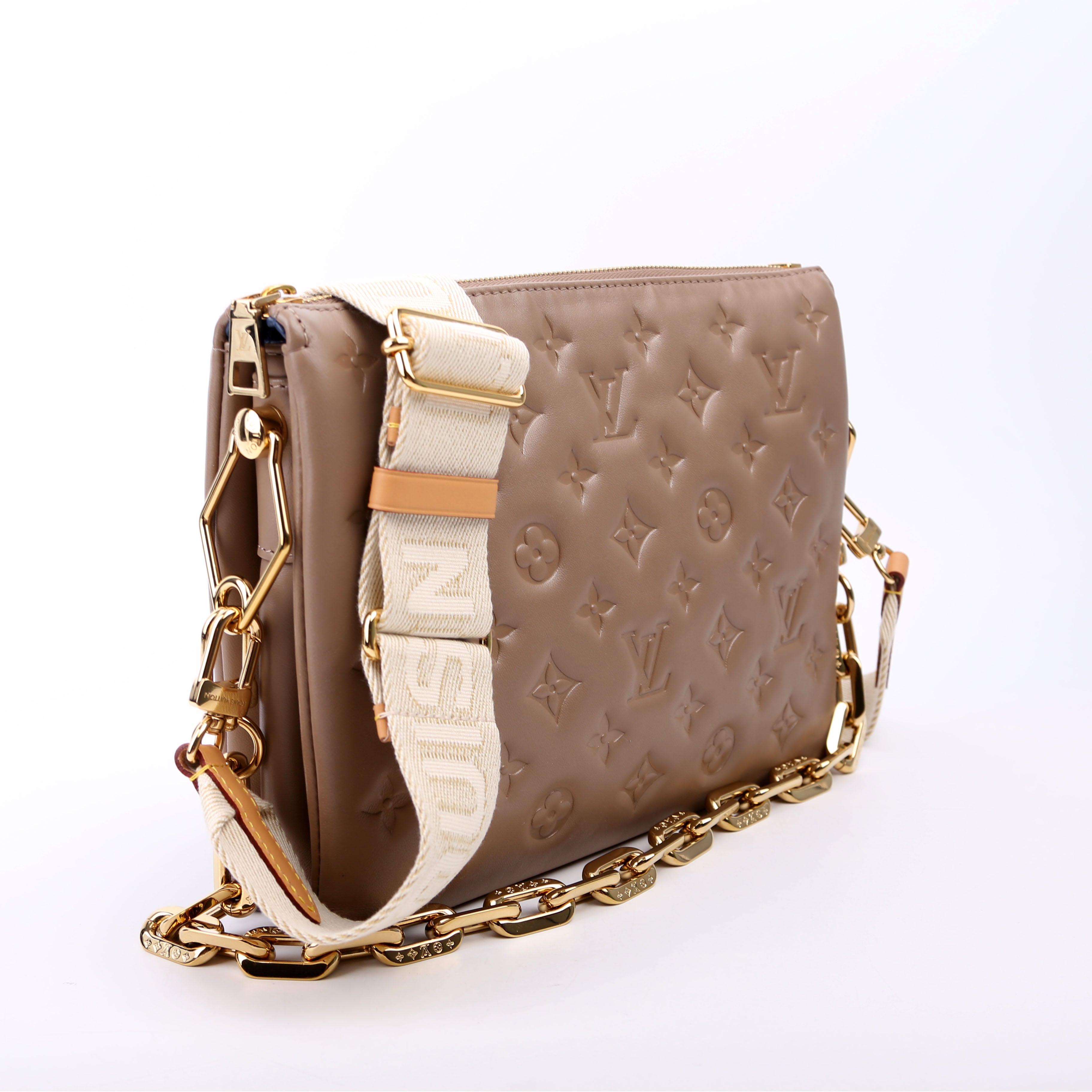 Coussin PM Lambskin Beige
