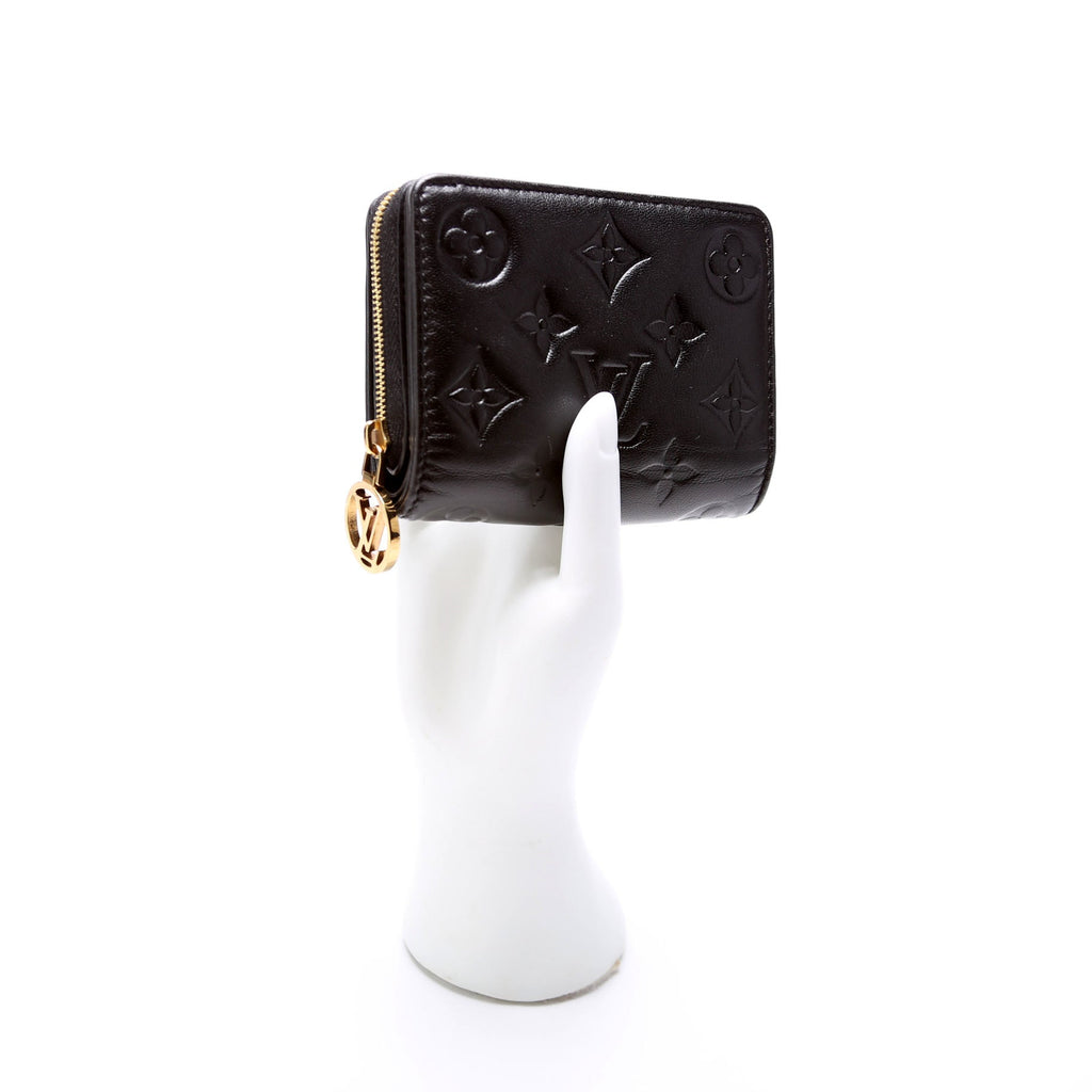 Lou Coussin Wallet Lambskin Black