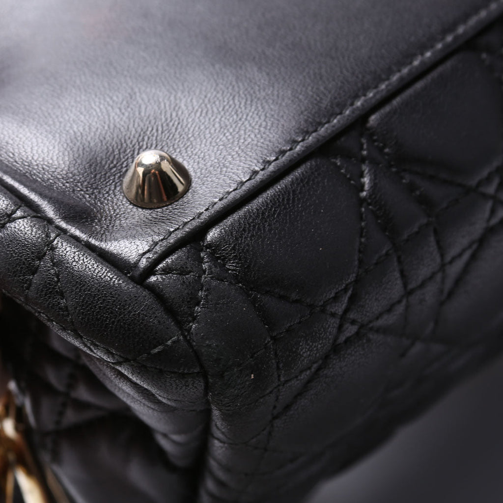 Soft Zip Shopping Tote Lambskin Small Black