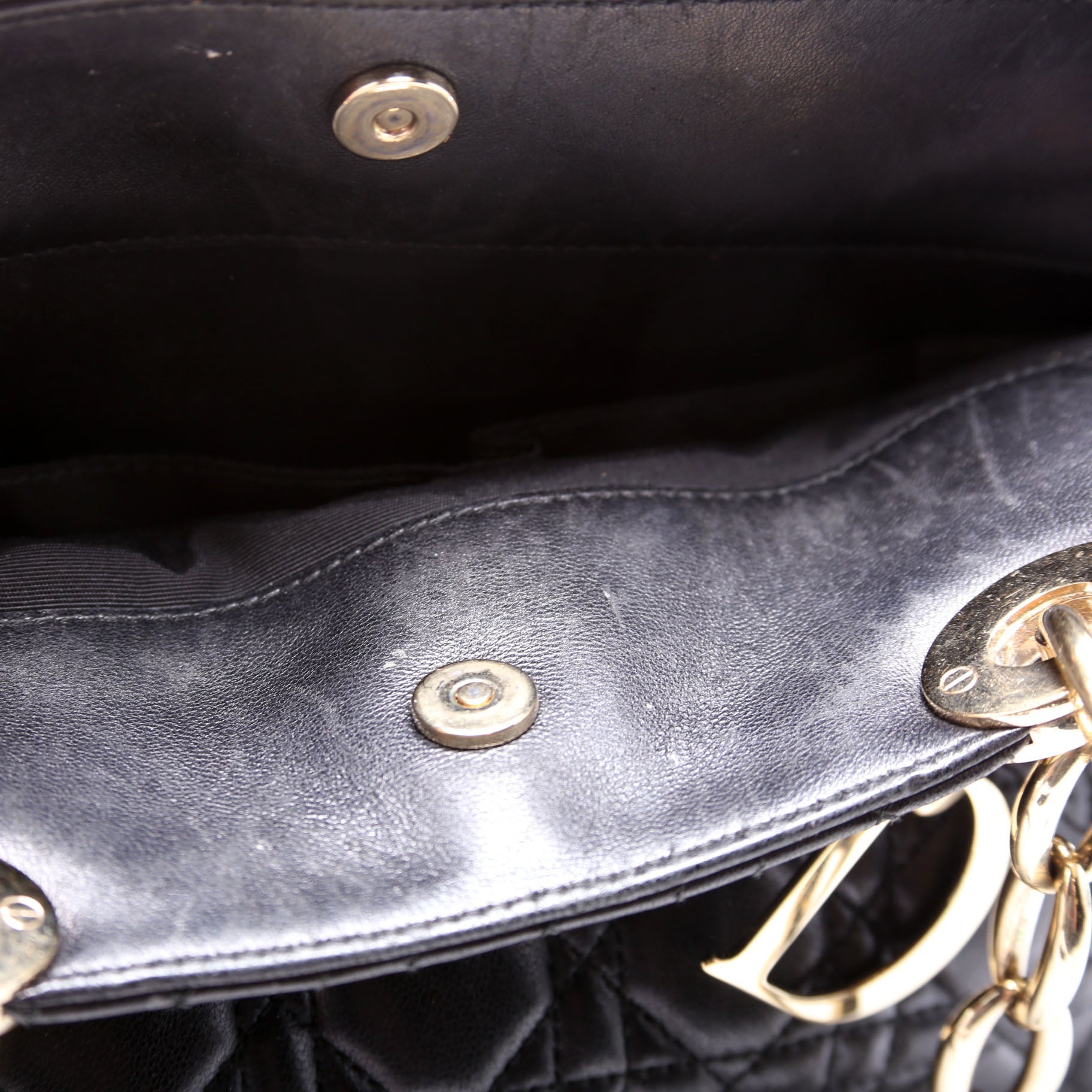 Soft Zip Shopping Tote Lambskin Small Black