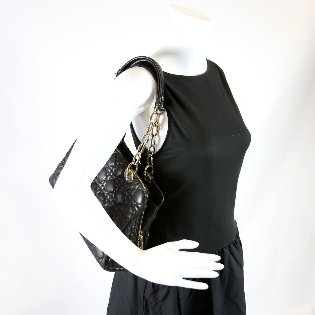 Soft Zip Shopping Tote Lambskin Small Black