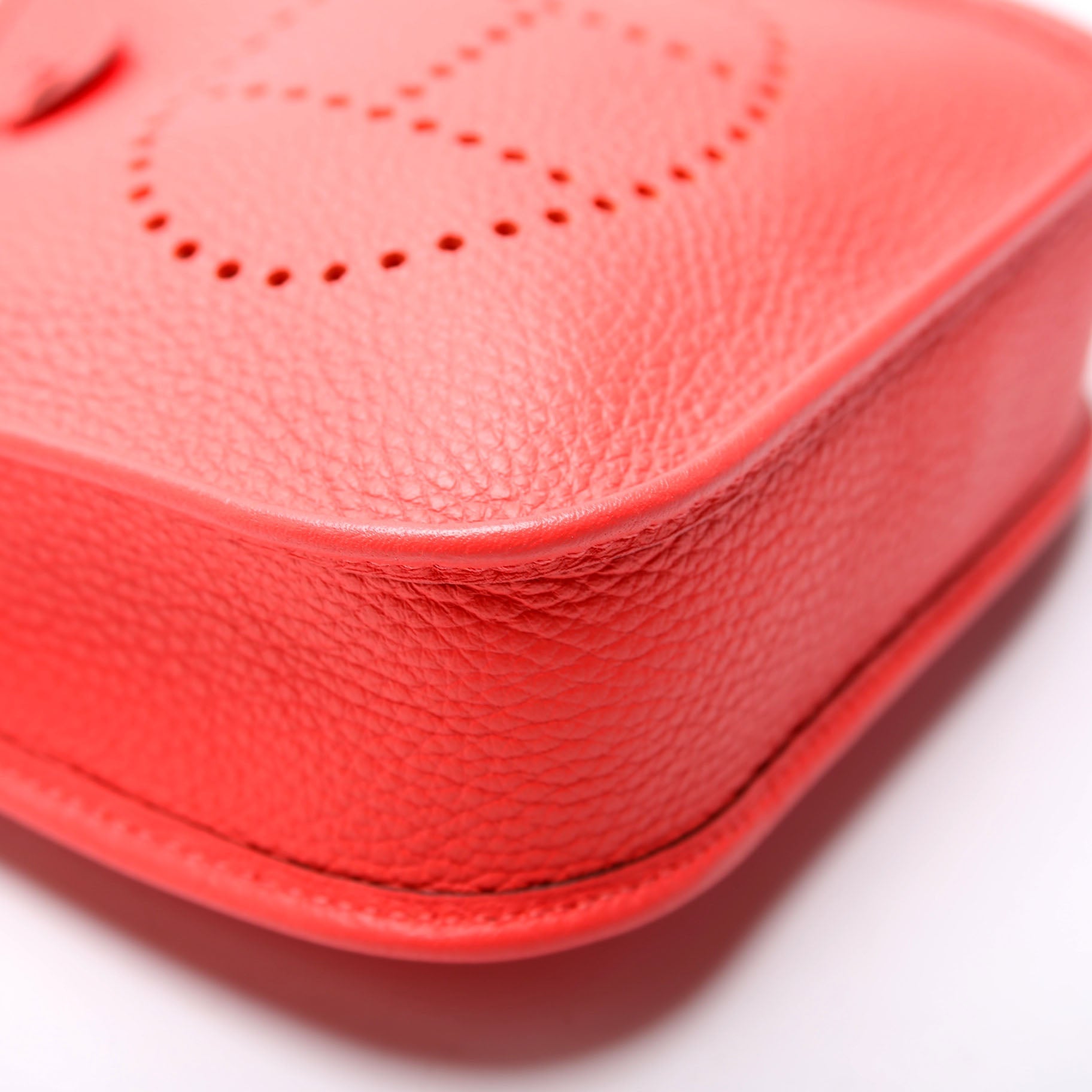 Hermes Evelyne TPM Red