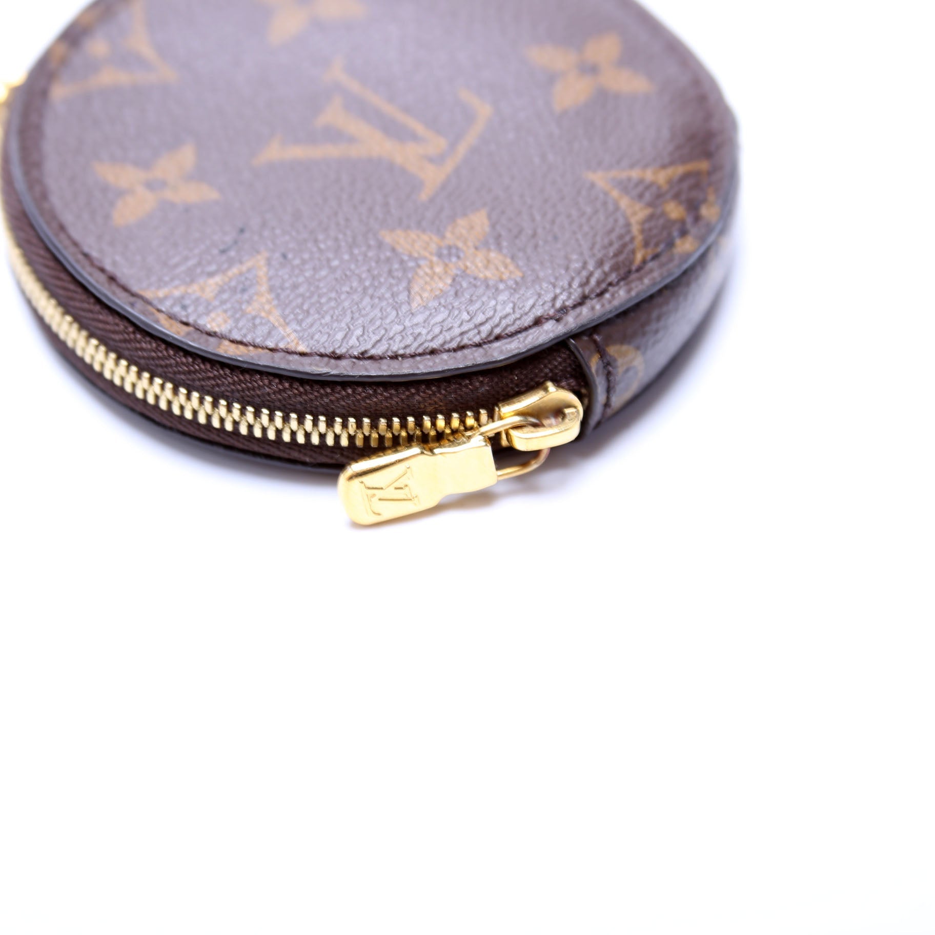 Pochette Accessories Round Coin Monogram