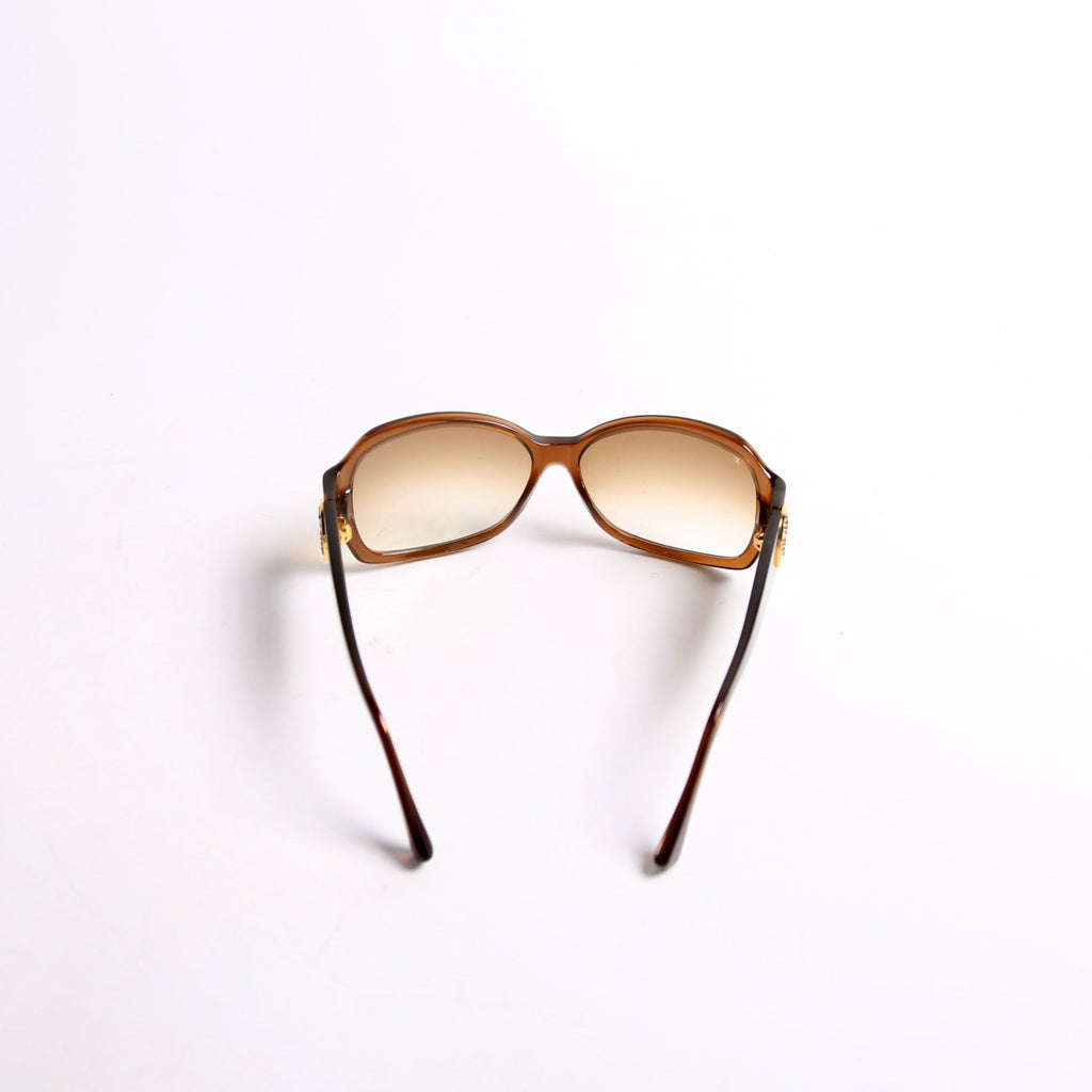 Z0135E Ursula Strass