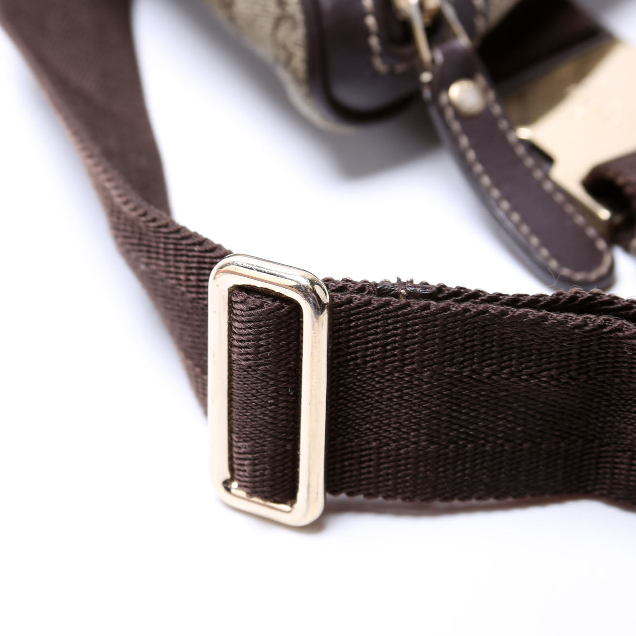 233269 GG Supreme Belt Bag Brown