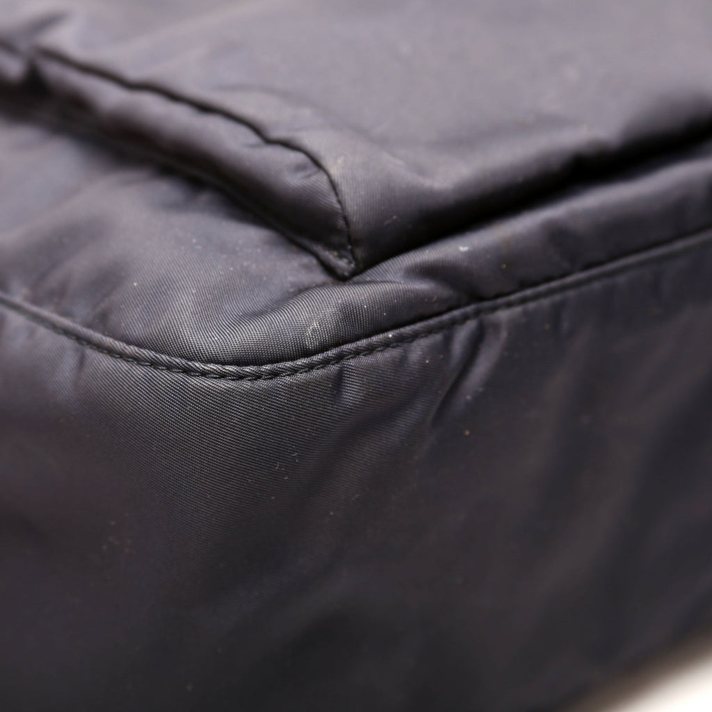 Tessuto Nylon Saffiano Messenger Bag Navy