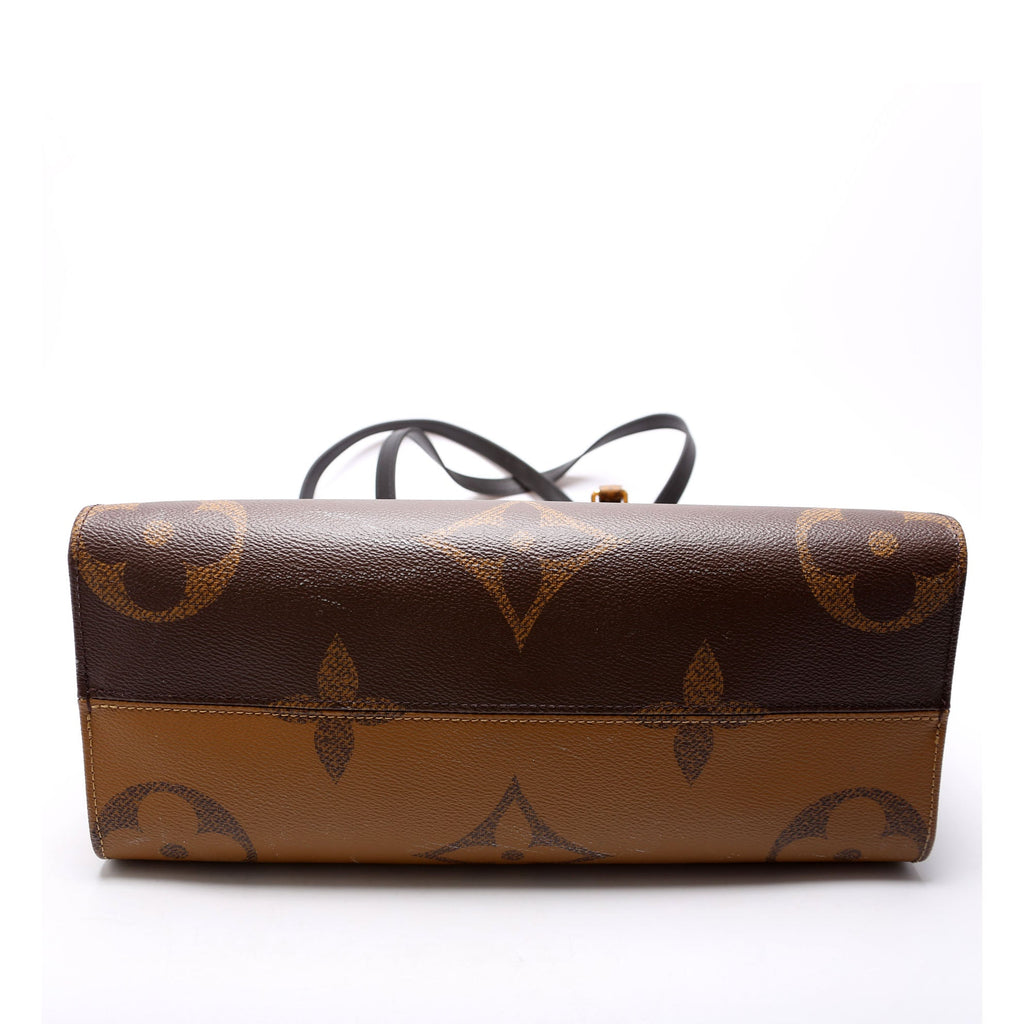 ONTHEGO MM Monogram Reverse
