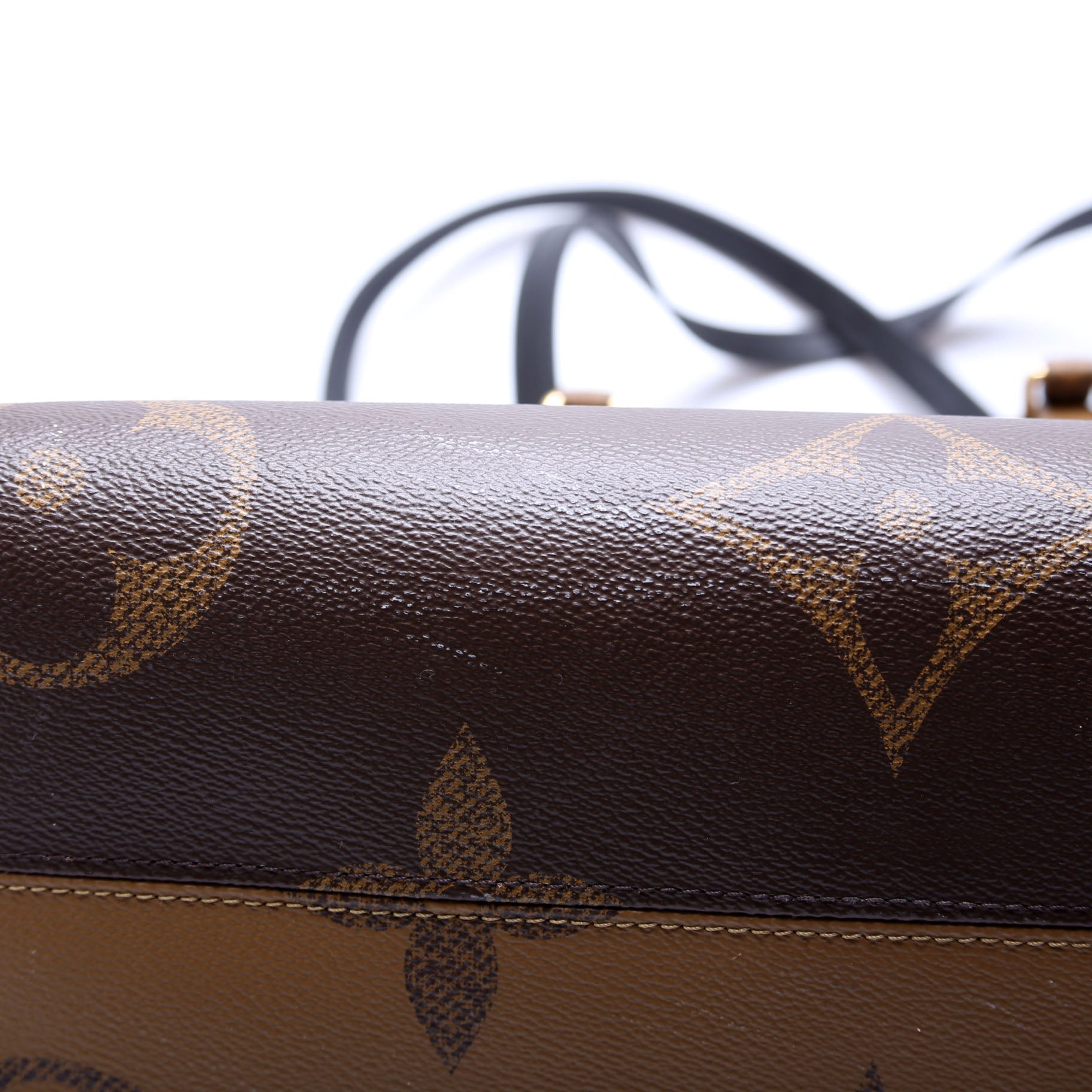 ONTHEGO MM Monogram Reverse