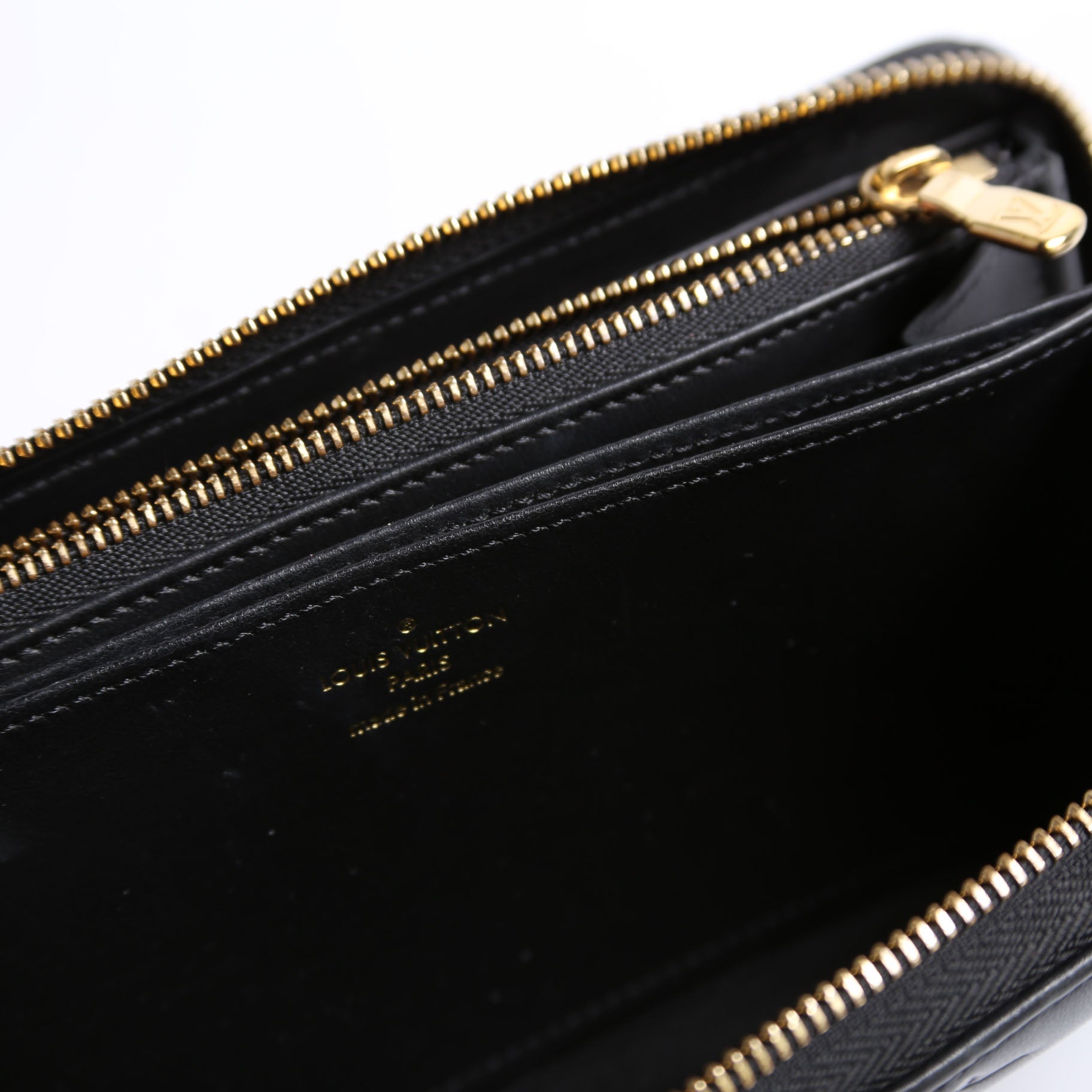 Coussin Zippy Wallet Lambskin Black