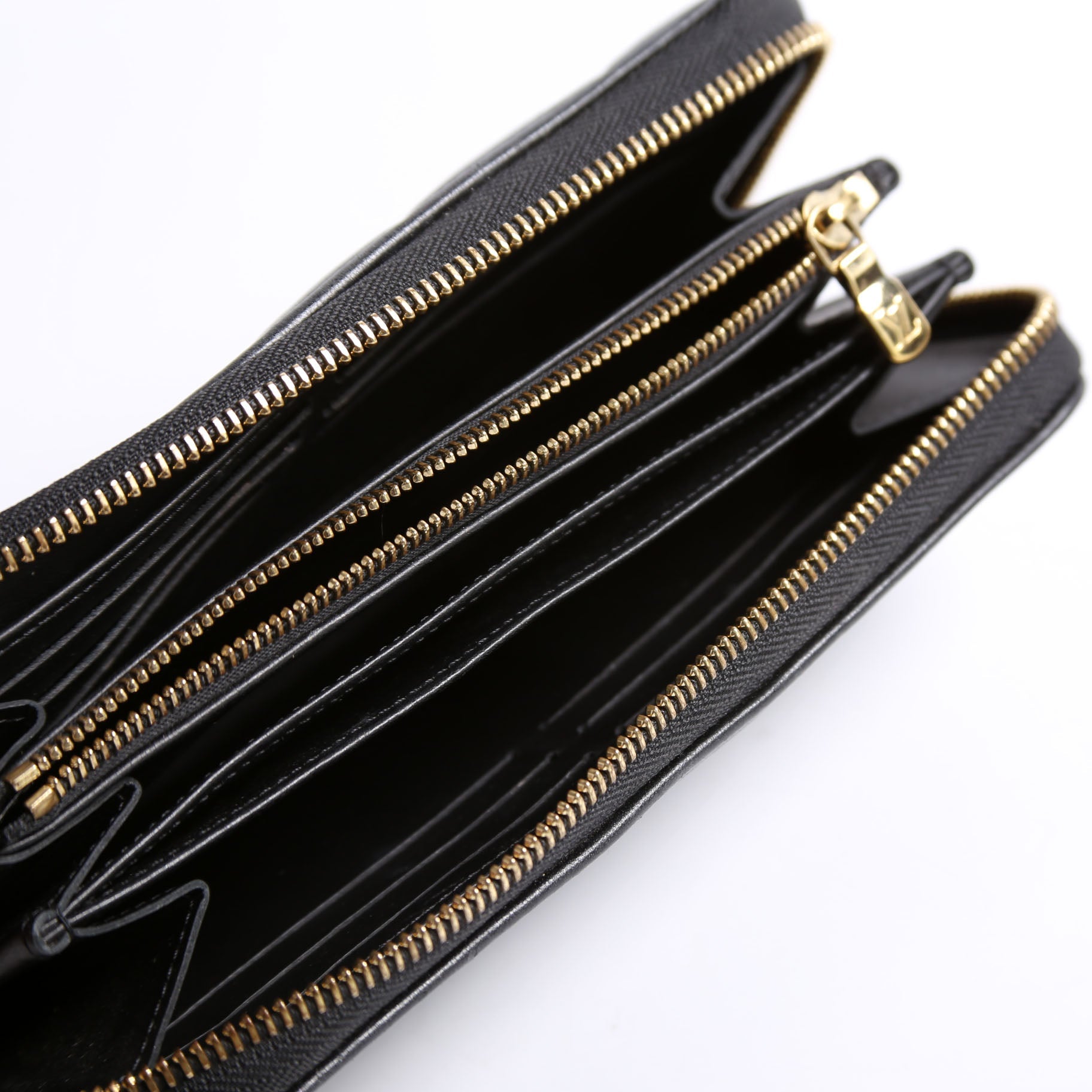 Coussin Zippy Wallet Lambskin Black