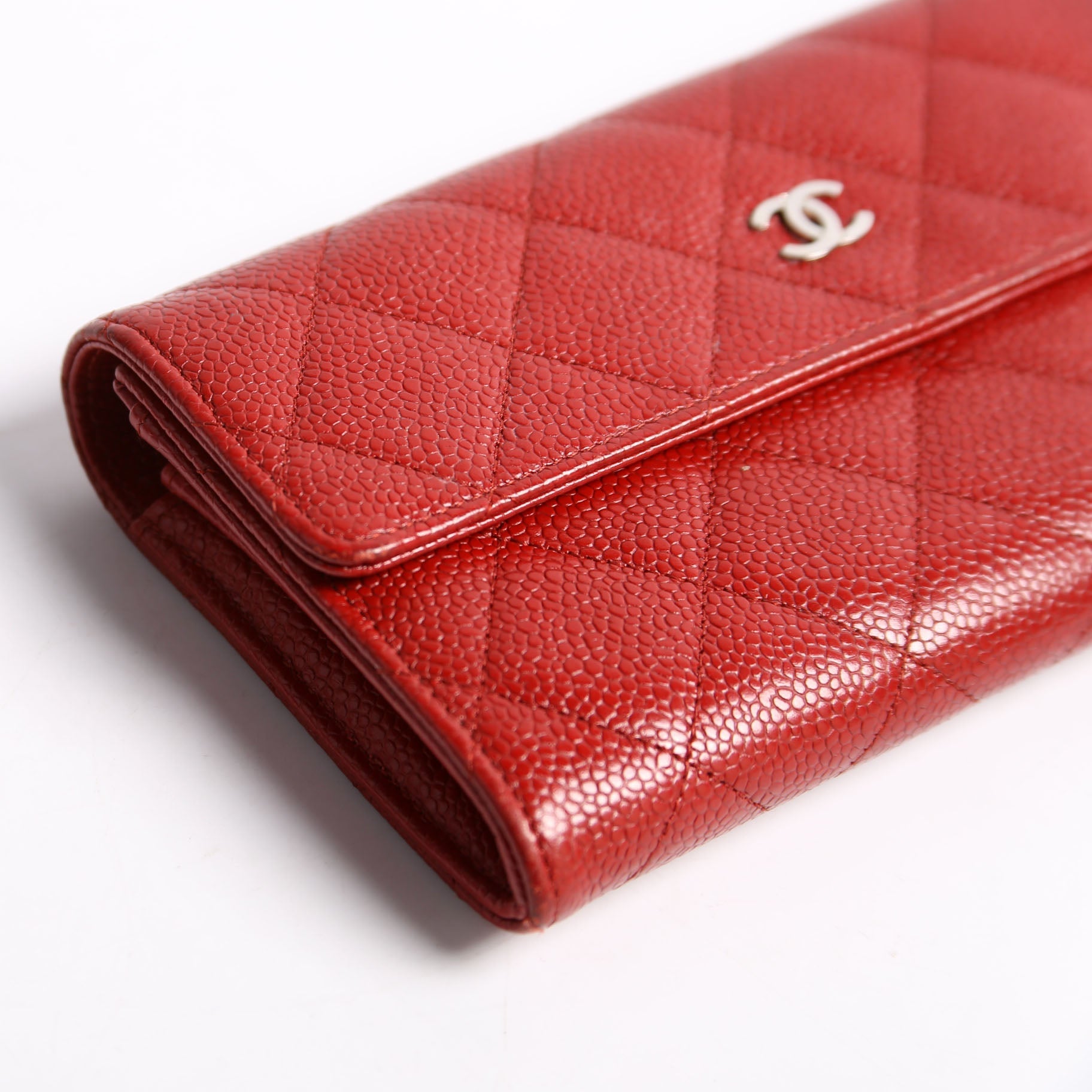 Caviar Quilted Large Flap Wallet 21M Red