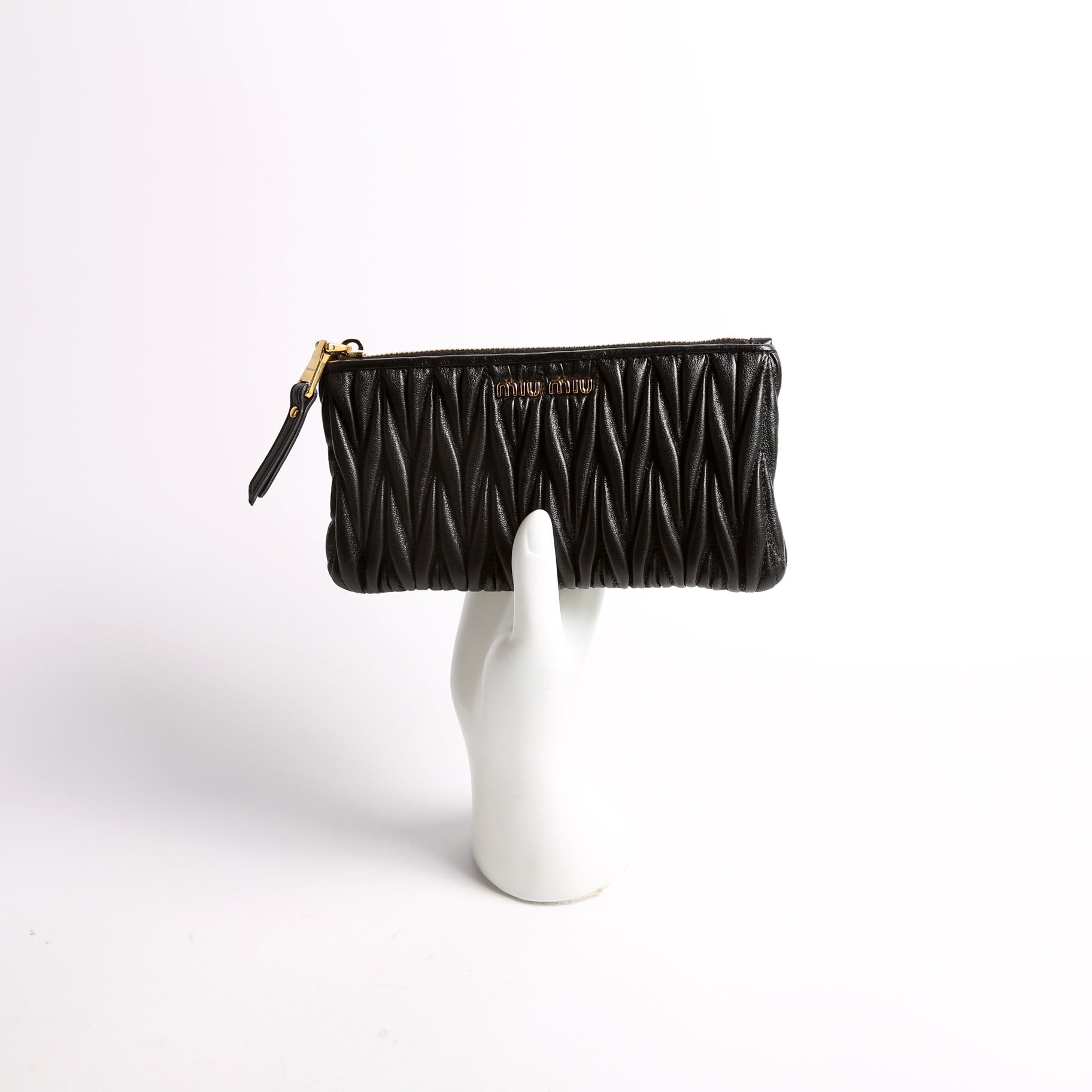 Matelasse Leather Zip Pouch Black