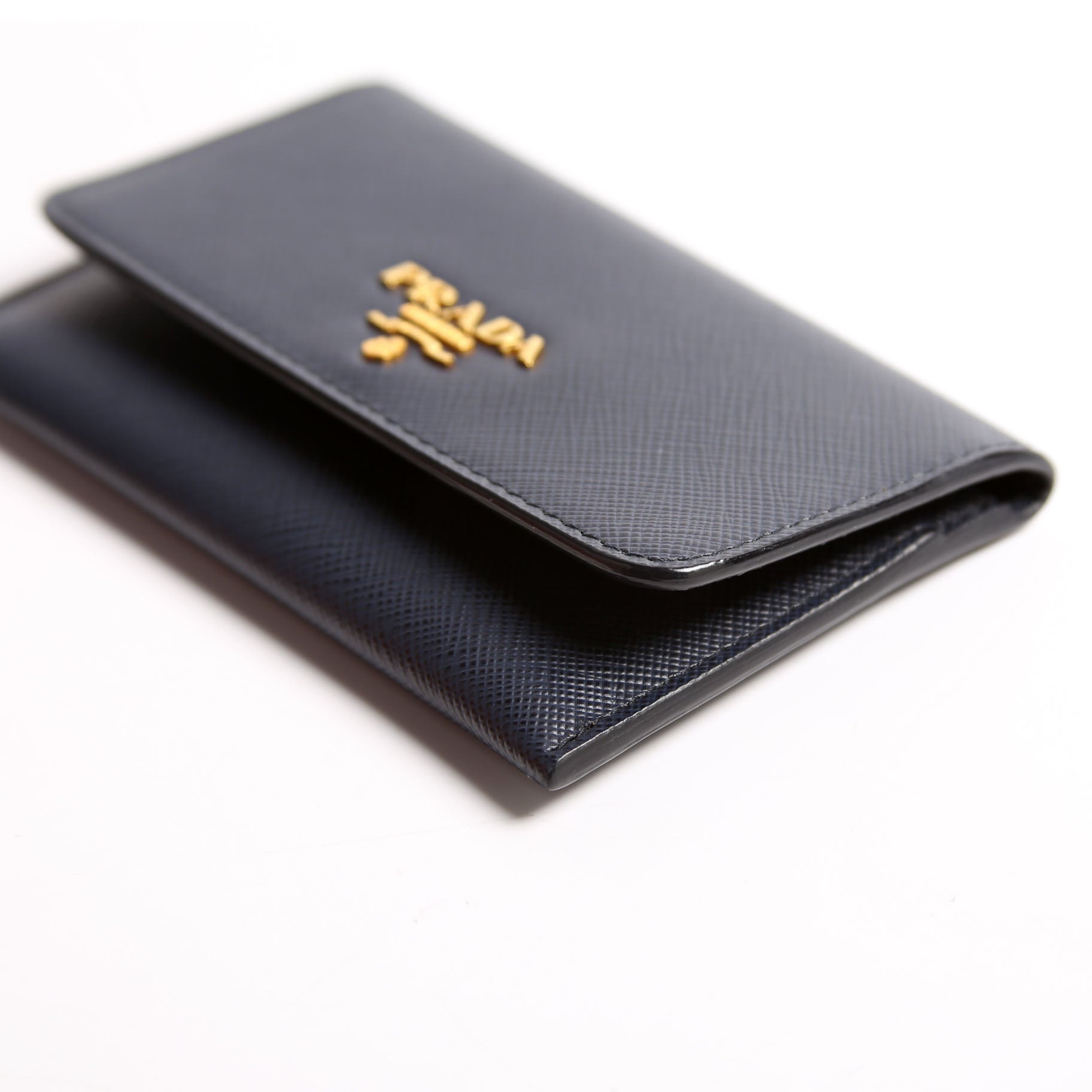 1MC362 Saffiano Metal Card Holder Navy