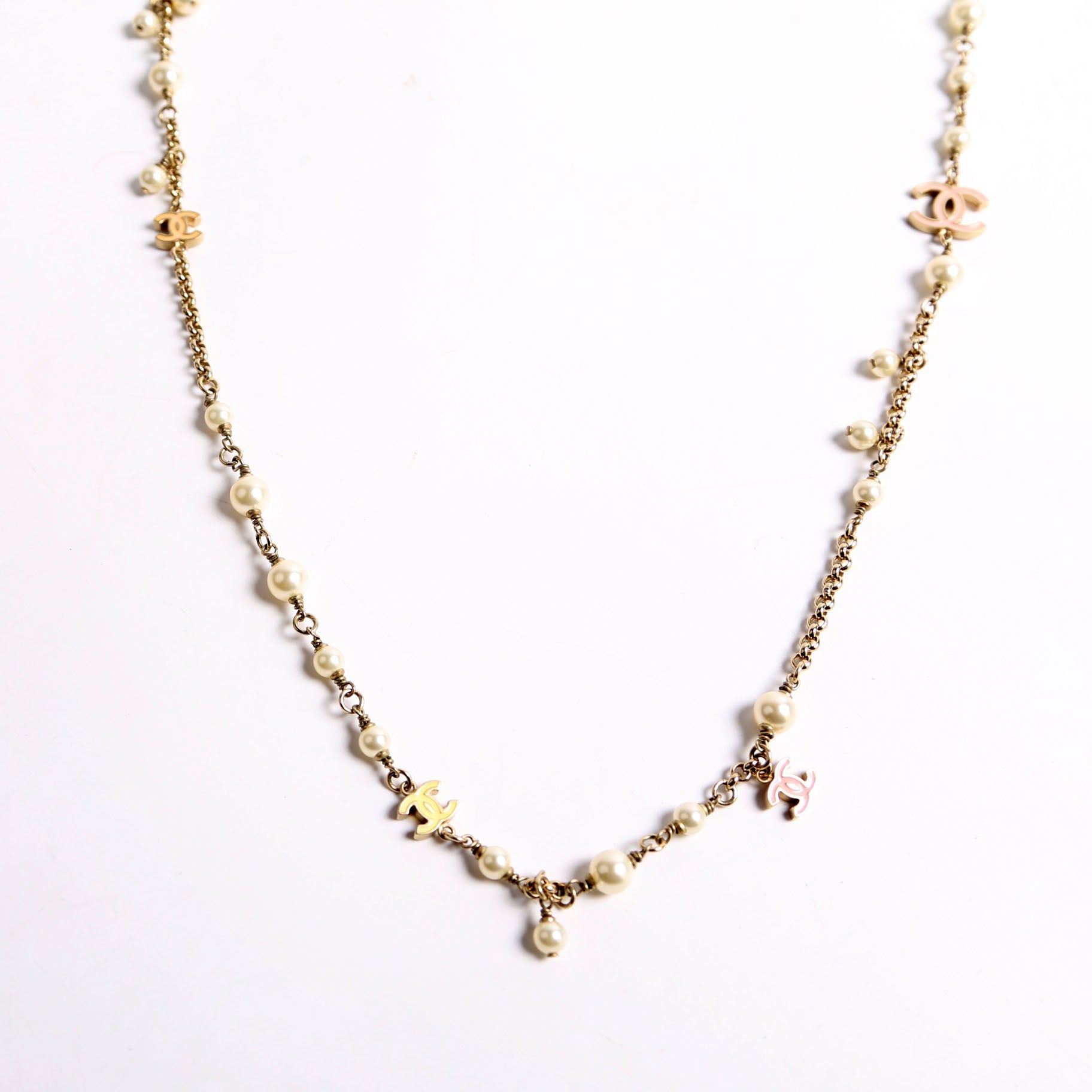 Enamel CC Pearl Long Necklace Pearl/Gold