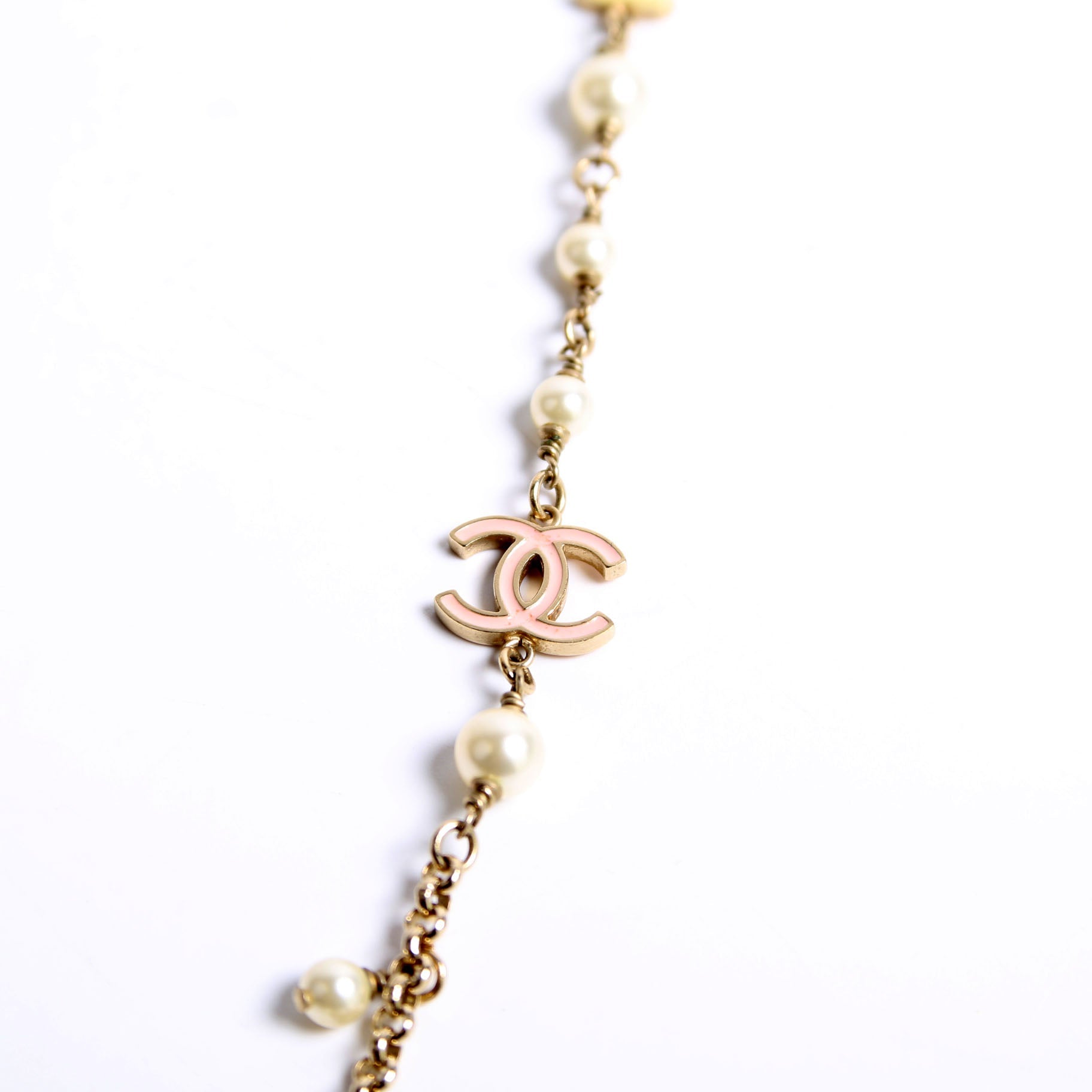 Enamel CC Pearl Long Necklace Pearl/Gold