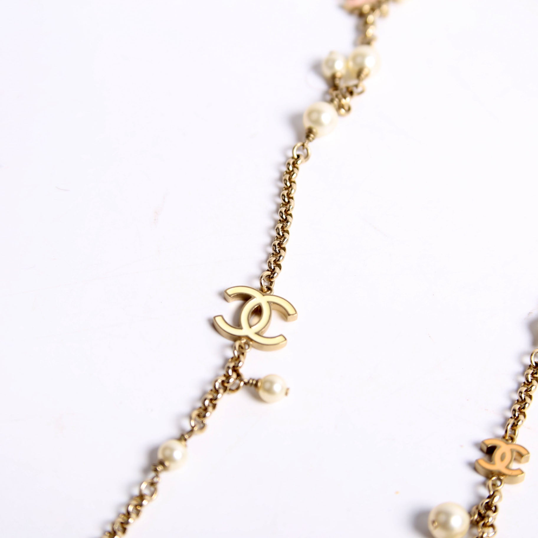 Enamel CC Pearl Long Necklace Pearl/Gold