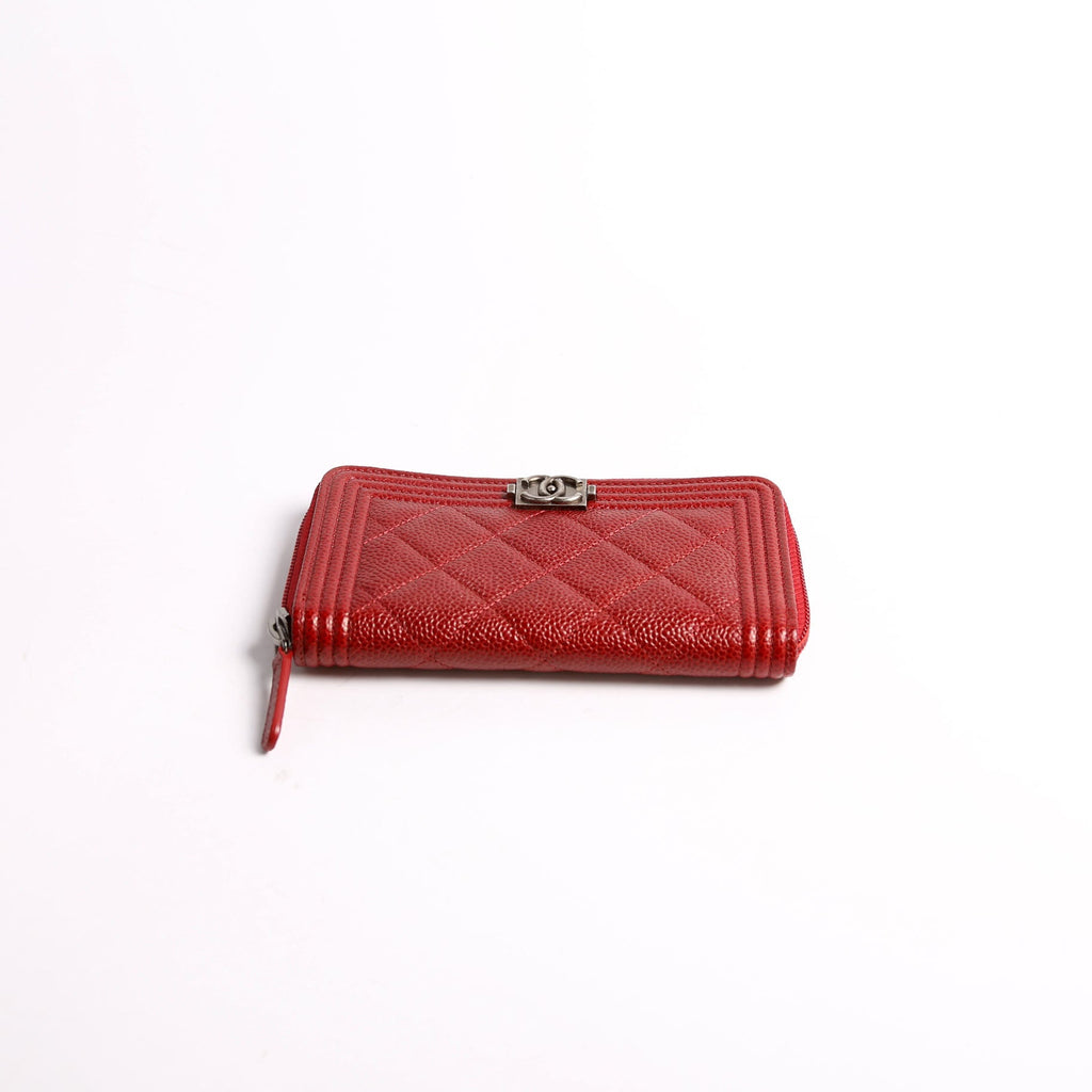 Boy Wallet Zip Around Small Quilted Caviar 20M Red