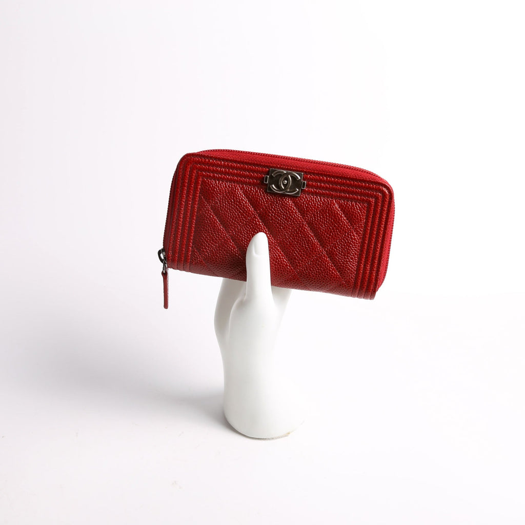 Boy Wallet Zip Around Small Quilted Caviar 20M Red