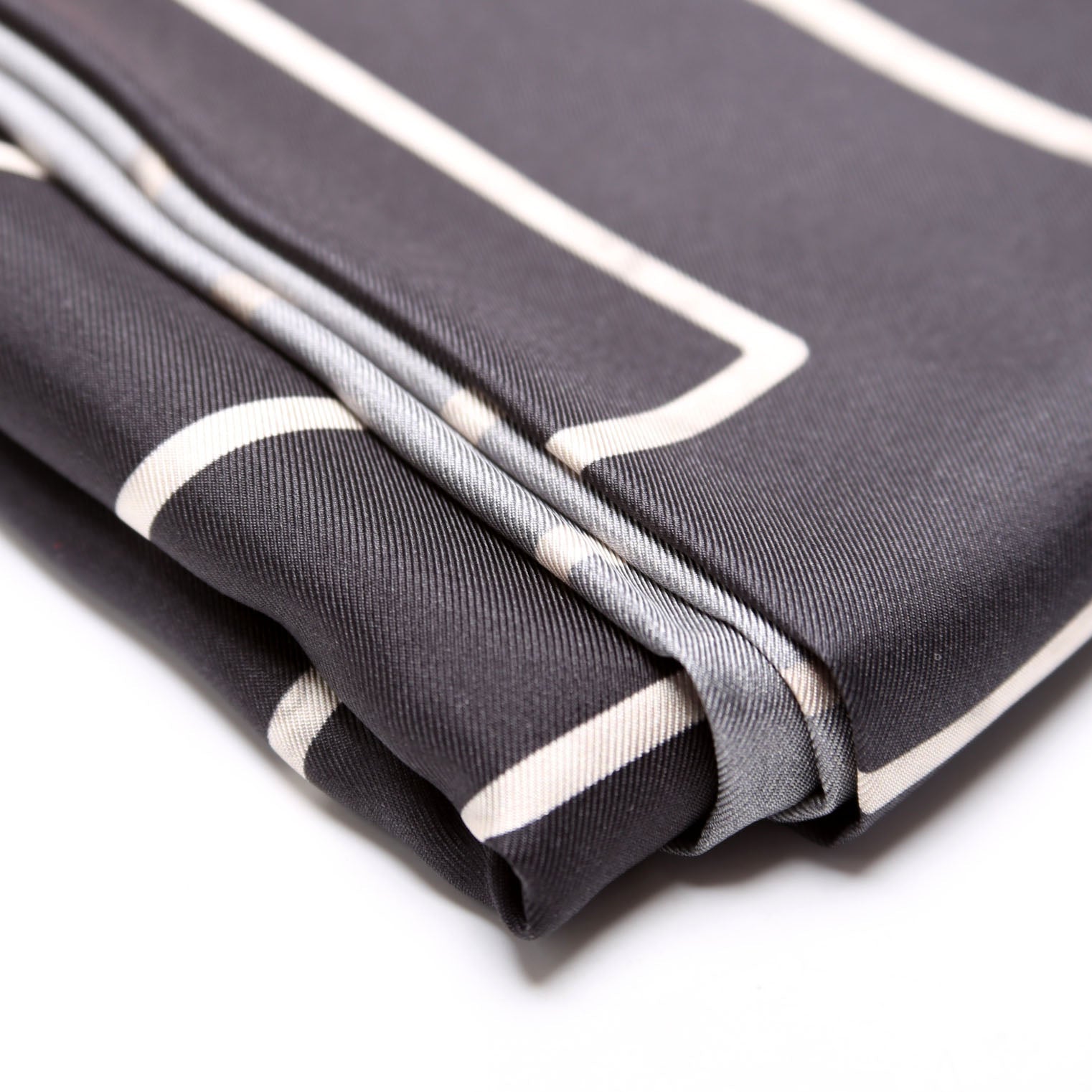CC Maze Silk
