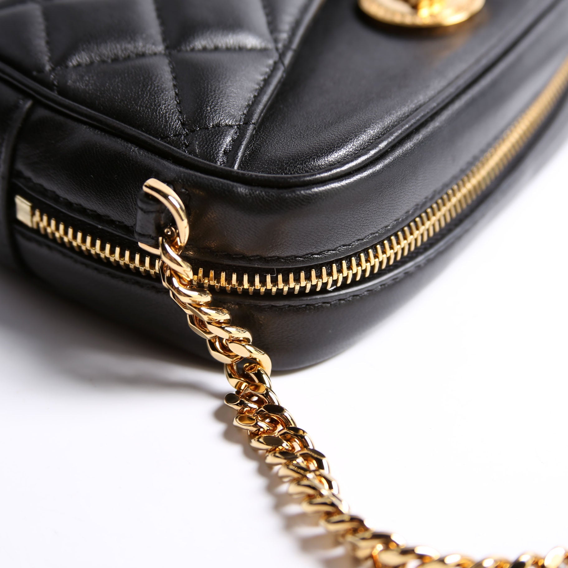 La Medusa Quilted Leather Small Camera Bag Black