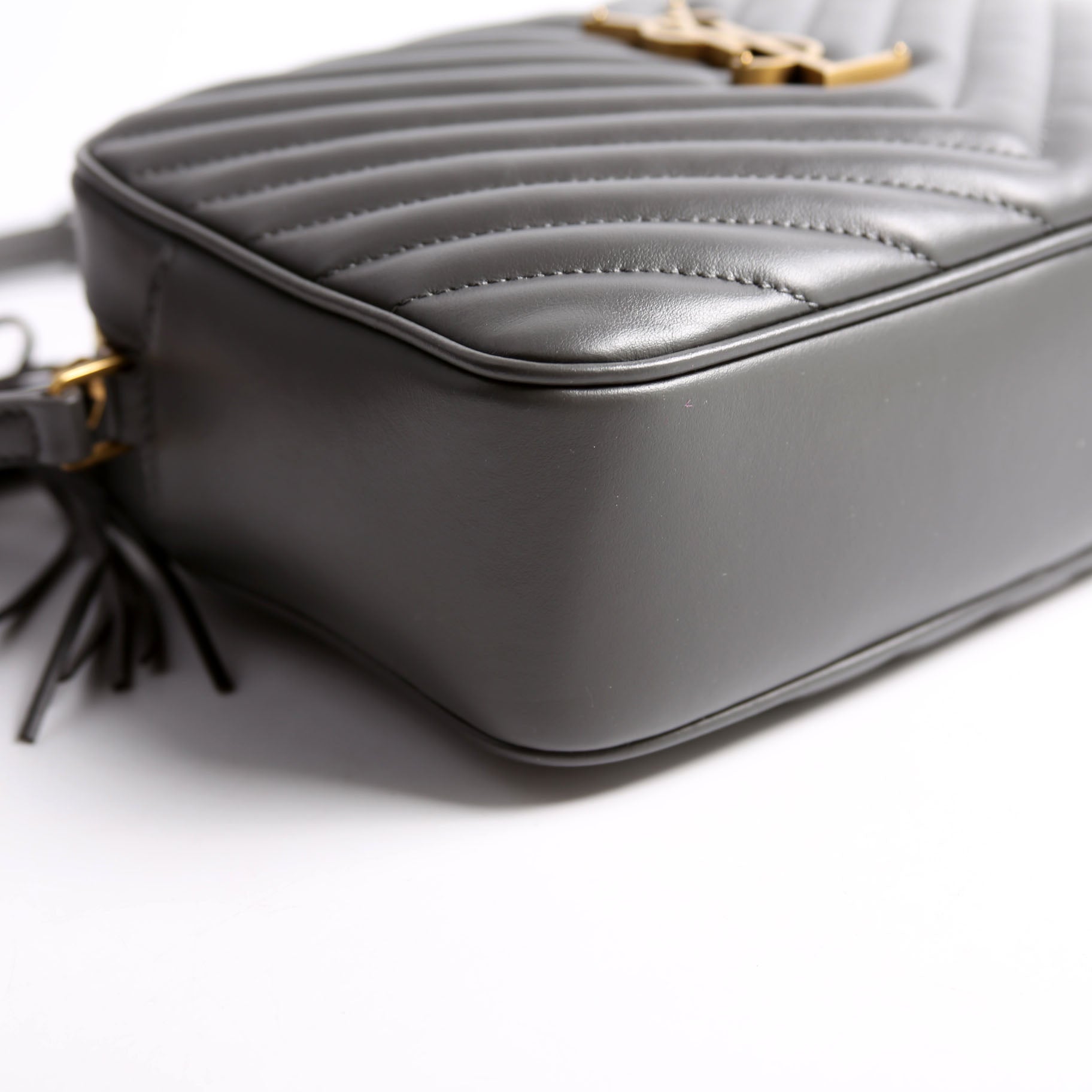 Lou Camera Bag Chevron 715232 Grey