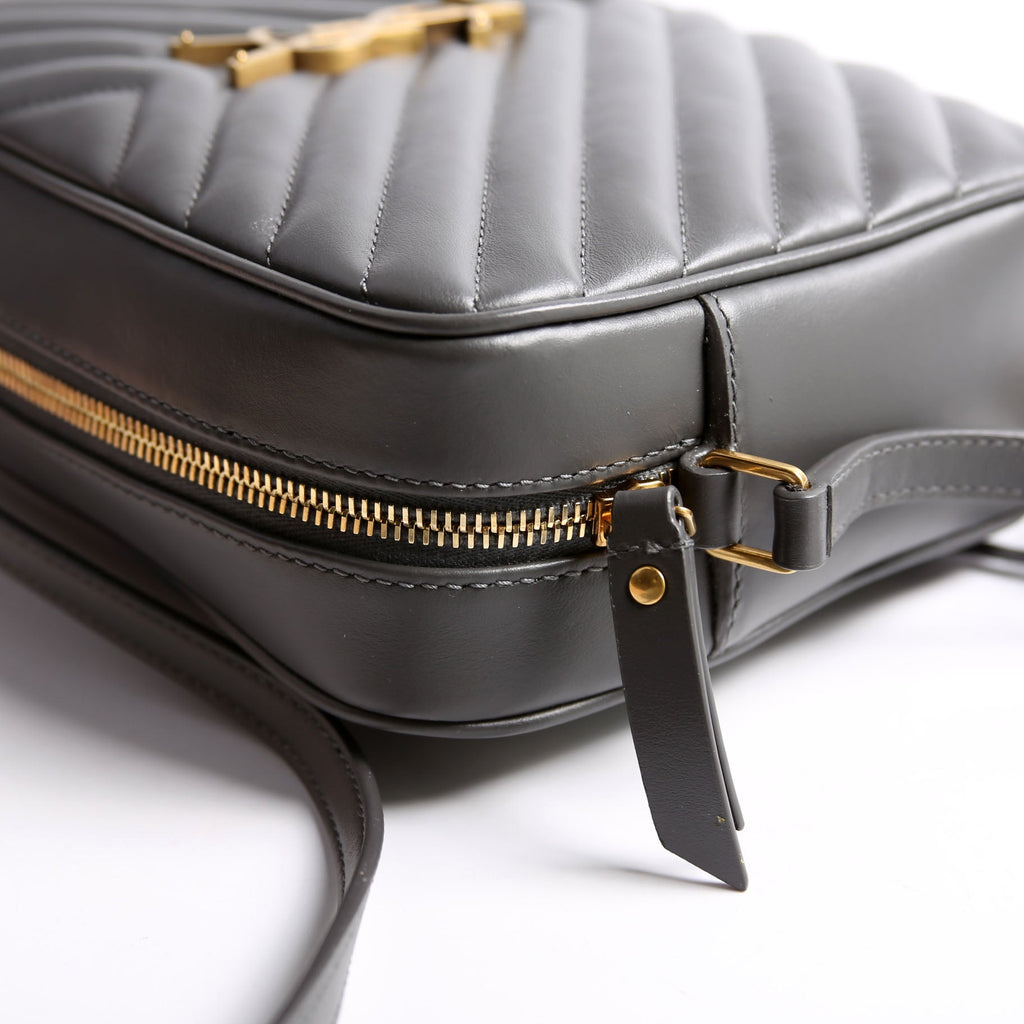 Lou Camera Bag Chevron 715232 Grey